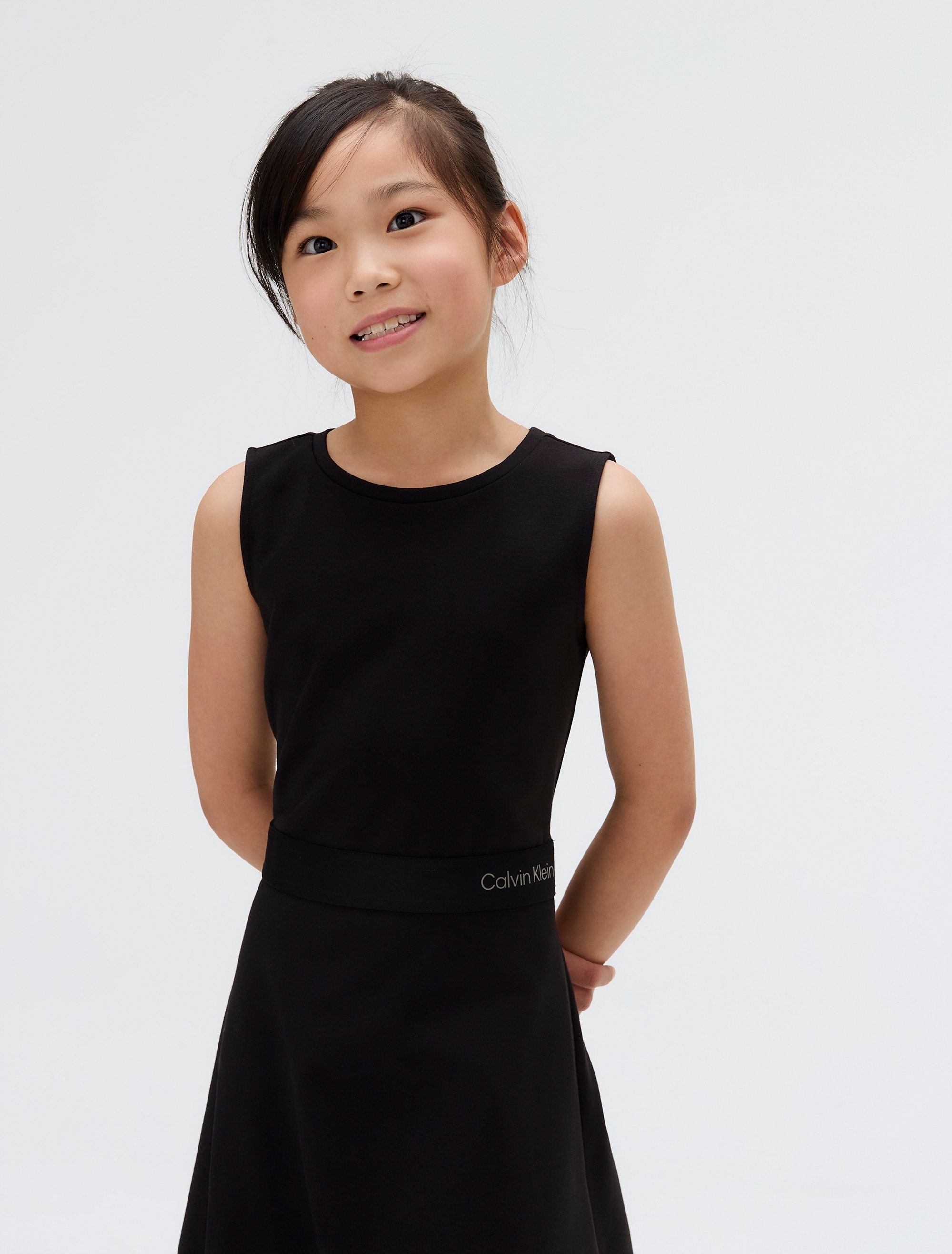 Calvin Klein Jeans Minikleid »FIT FLARE SLEEVELESS PUNTO DRESS«, Logo-Tape-Besatz an der Taille