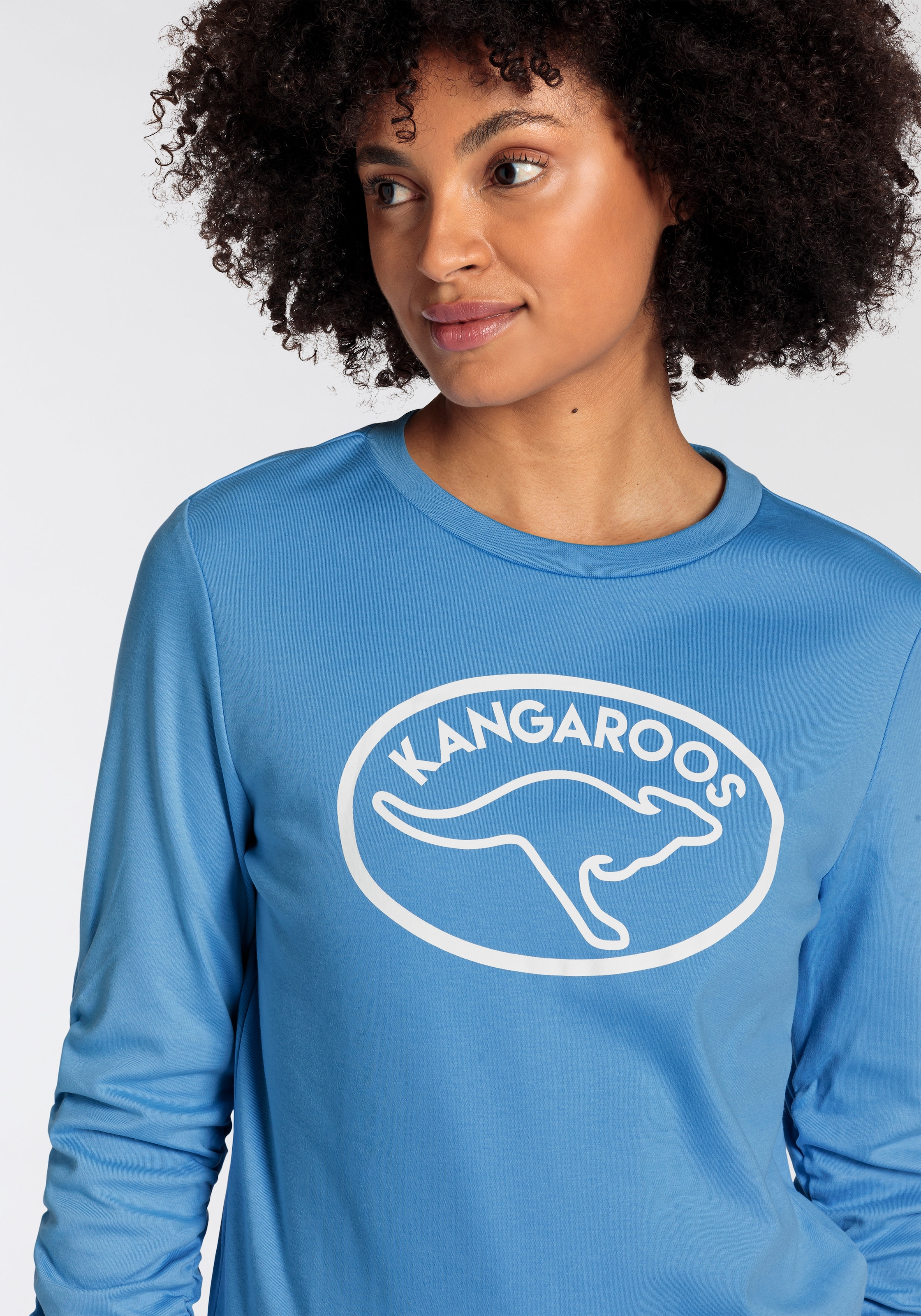 KangaROOS Sweatshirt, mit Raffung am Ärmel und Marken-Logo-Print - NEUE-KOLLEKTION