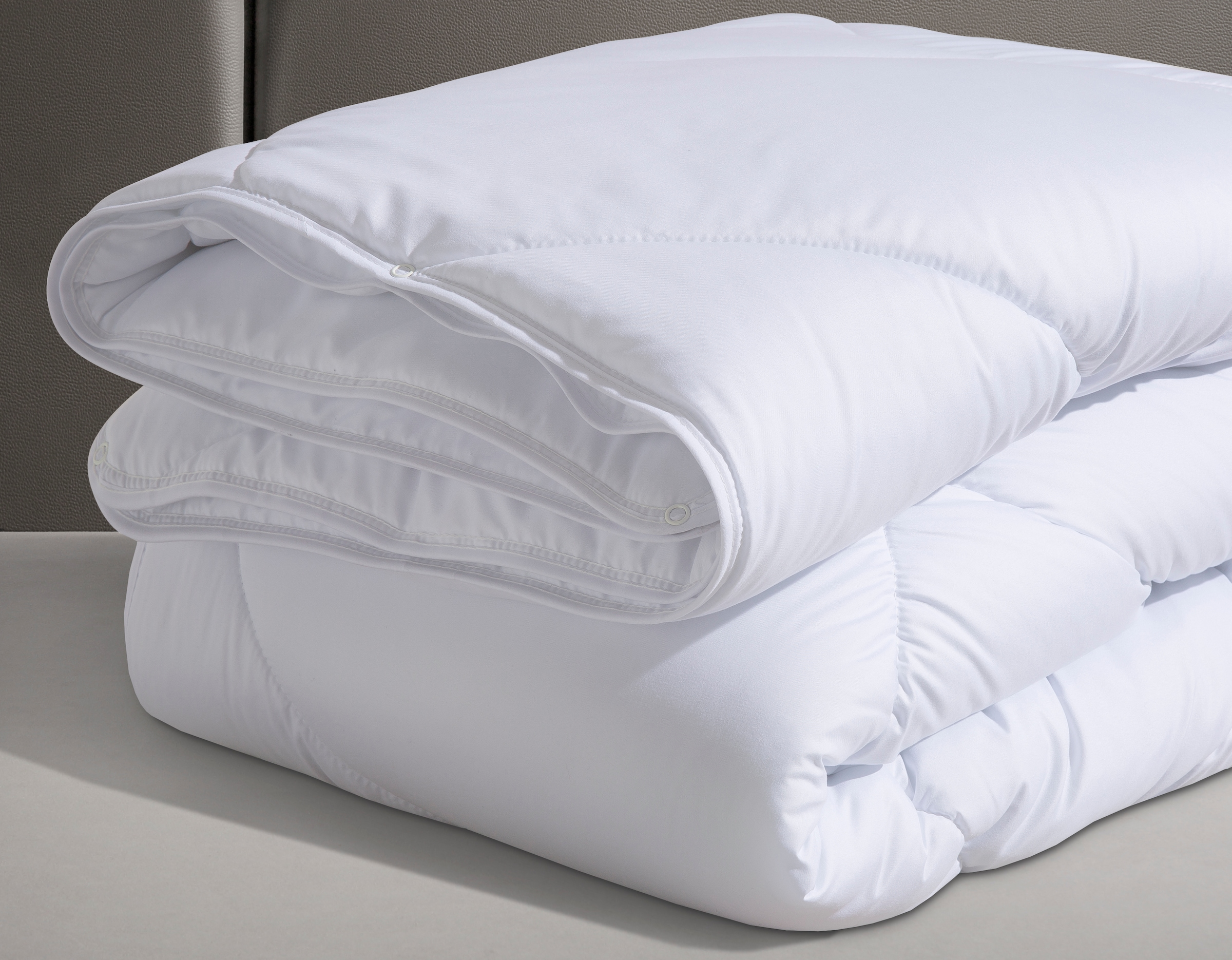 fan Microfaserbettdecke »Microfaser kochfest, Bettdecken für Sommer und Winter, Decke«, 4-Jahreszeiten, Füllung 100% Polyester, Bezug 100% Polyester, (1 St.), Bettdecke 135x200 cm, 155x220 cm und weitere Grössen, Made in Germany