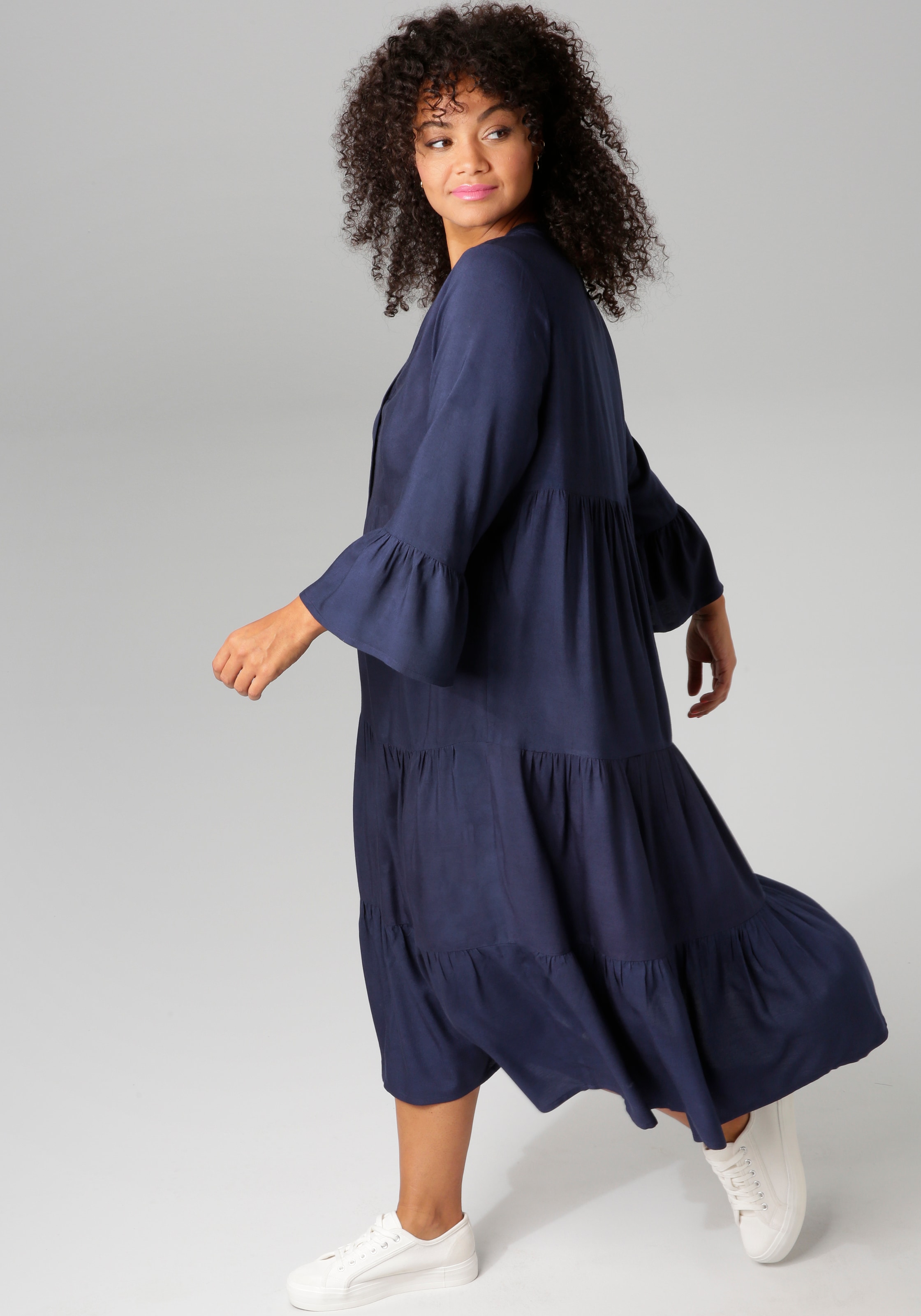 Aniston PLUS Midikleid, In trendigen Farben