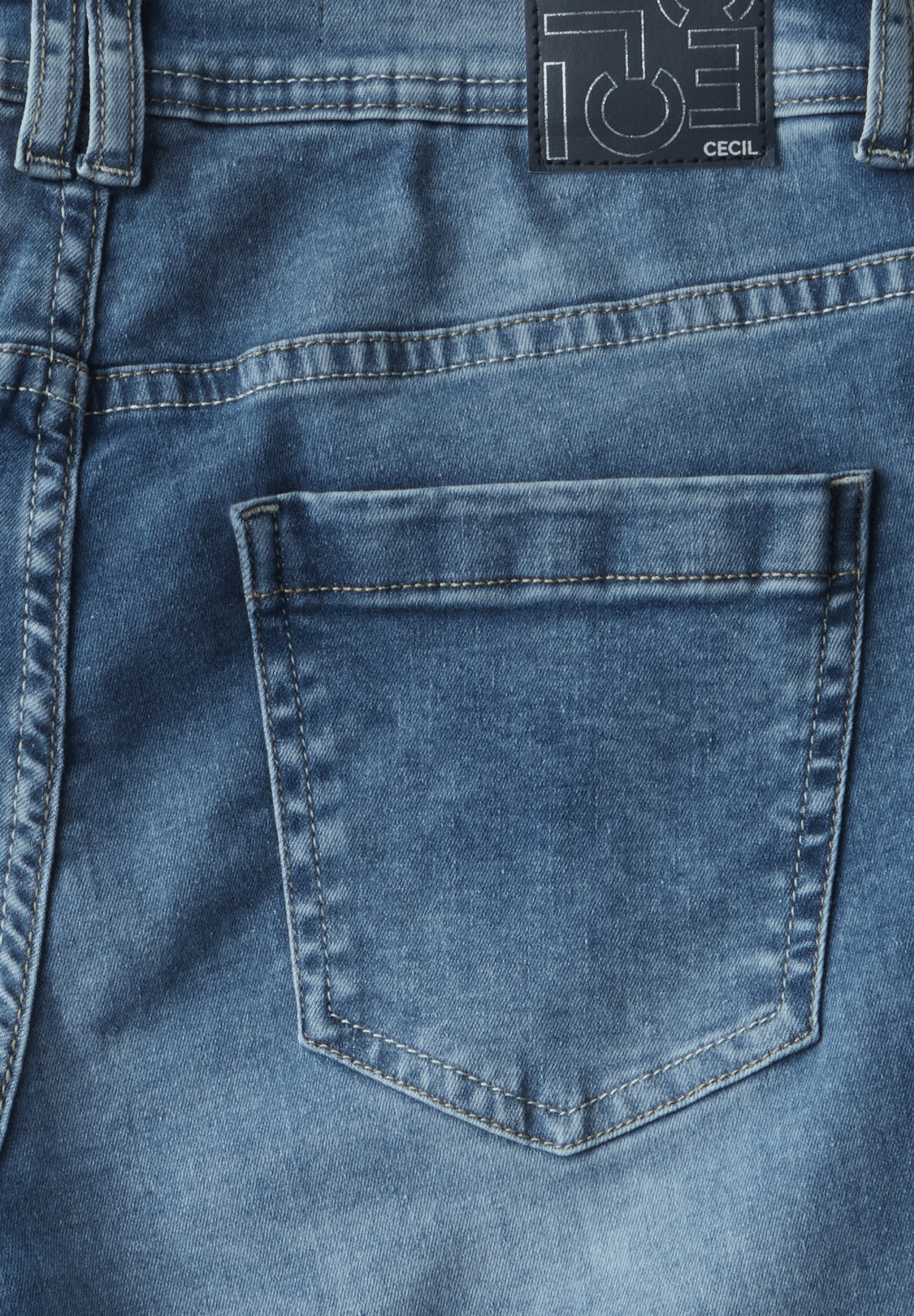 Cecil 7/8-Jeans »Style Neele«, in Loose Fit Passform