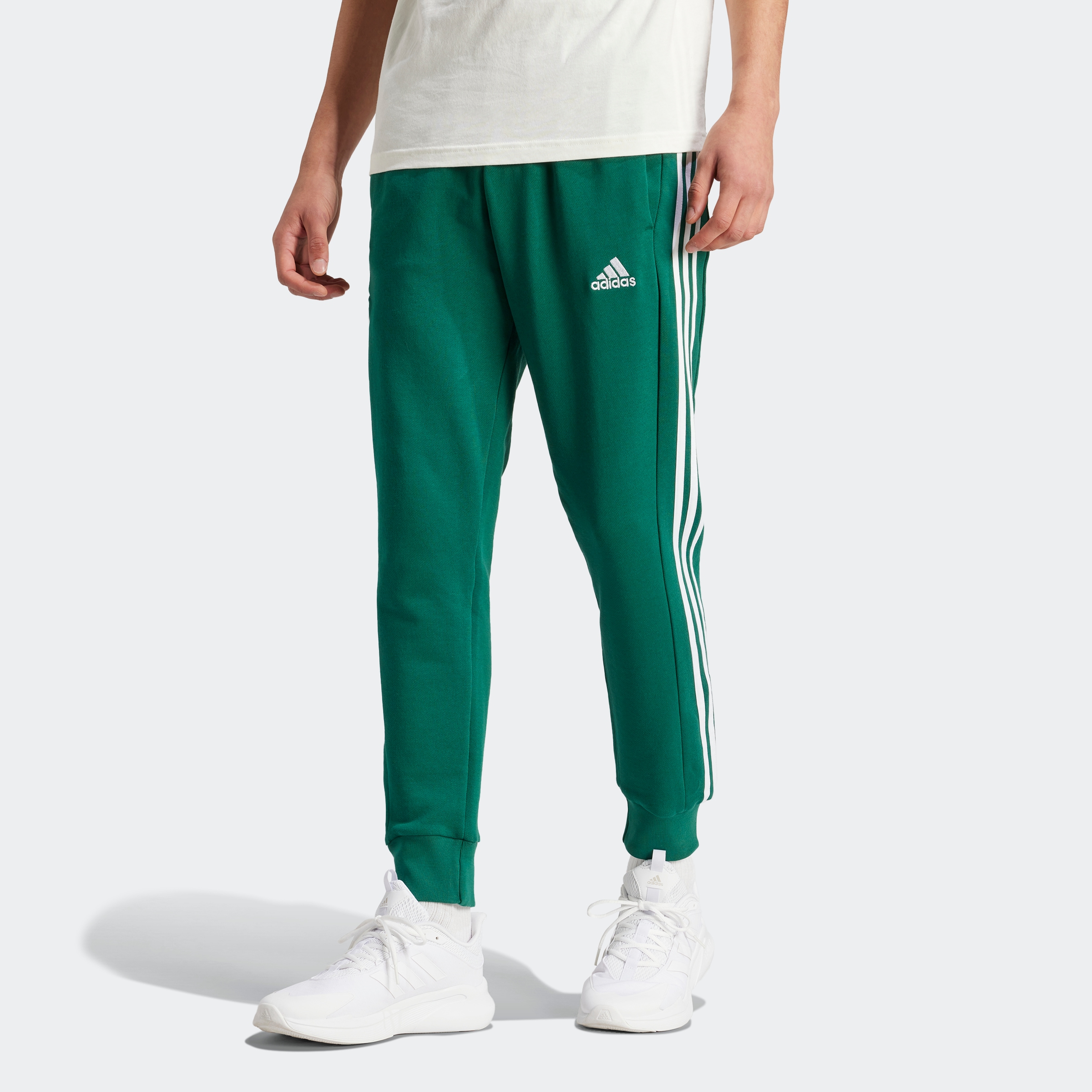 adidas Sportswear Sporthose »ESSENTIALS FRENCH TERRY TAPERED CUFF 3STREIFEN HOSE«, (1 tlg.)