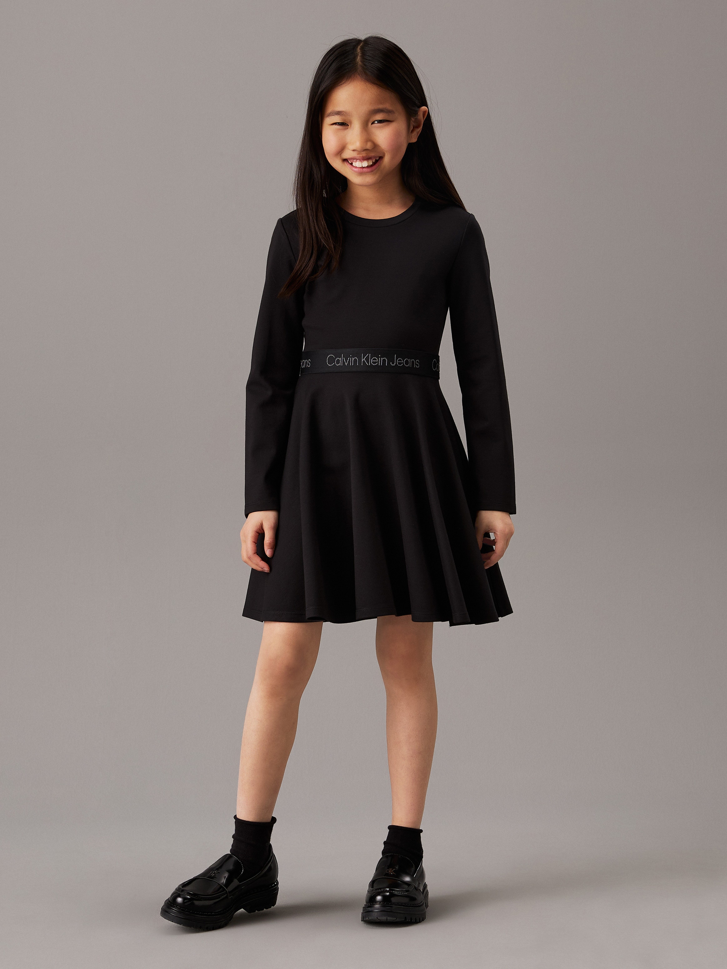 Calvin Klein Jeans Midikleid »Ls Logo Tape Punto Dress«, für Kinder bis 16 Jahre und mit Logoschriftzug
