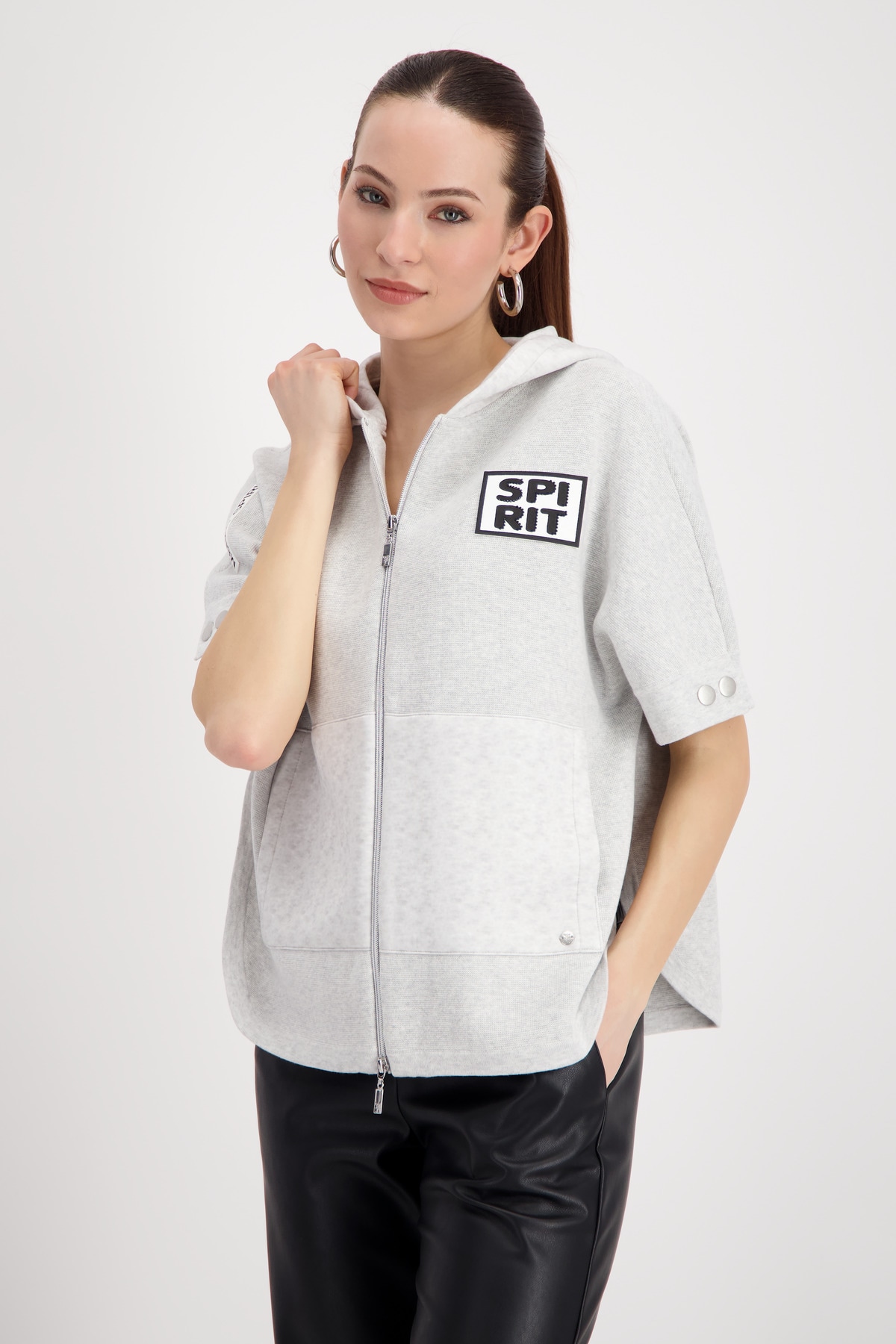 Monari Strickcape »Jacke Strickcape« Loose fit mit Rundhalsausschnitt