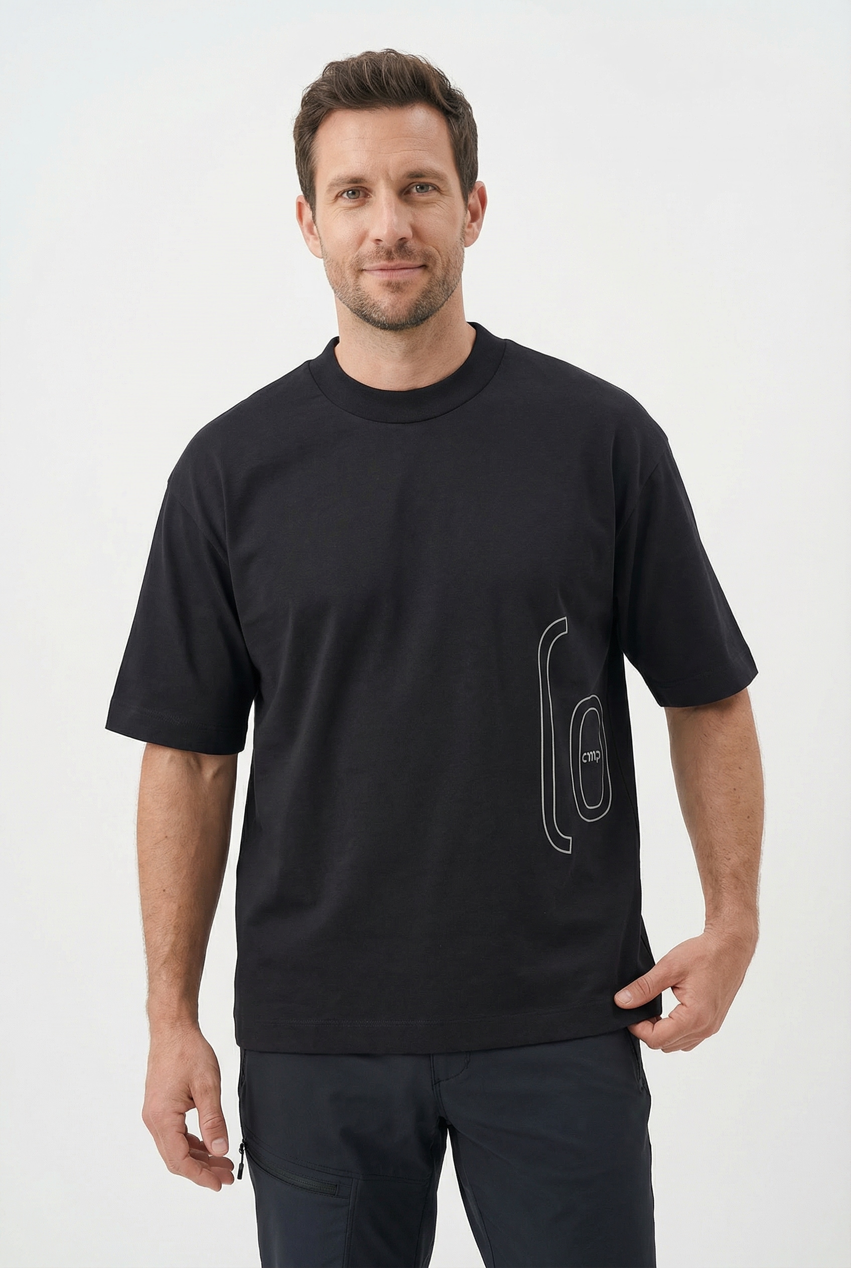 Cmp Nero, Dove Gr Oversize-Shirt Mit Grossem Schriftzug Vorne Seitlich Bis Auf Den Rücken