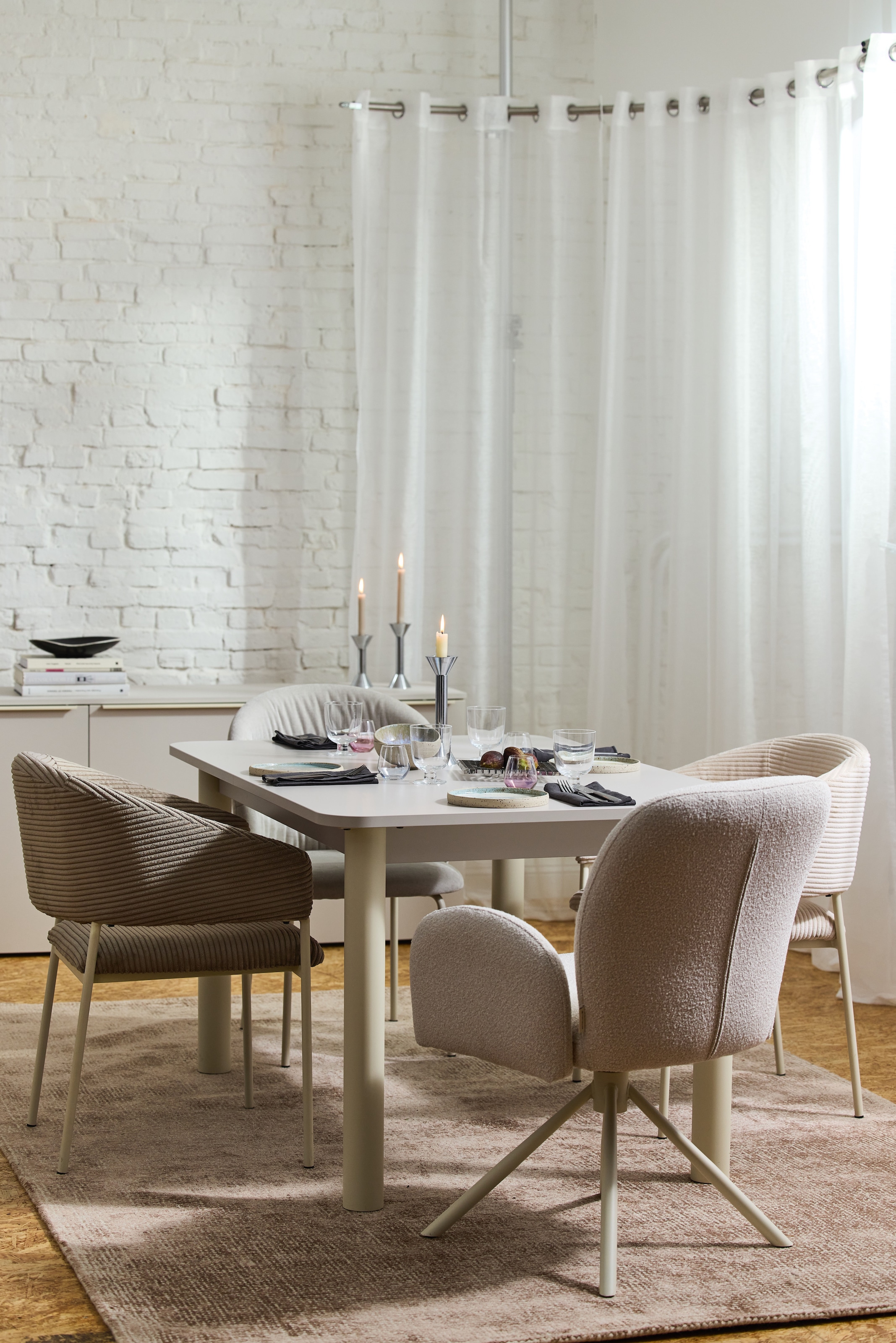 TOM TAILOR HOME Armlehnstuhl »PEBBLE ARMCHAIR«, (Set), 2 St., Webstoff Bouclé, Esszimmerstuhl, mit Armlehnen, 4-Fussgestell, 140 kg belastbar, drehbar