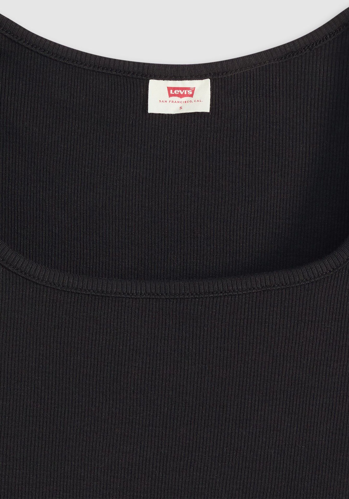 Levi's® T-Shirt »ESSENTIAL SQRD NE«, Feinrippqualität