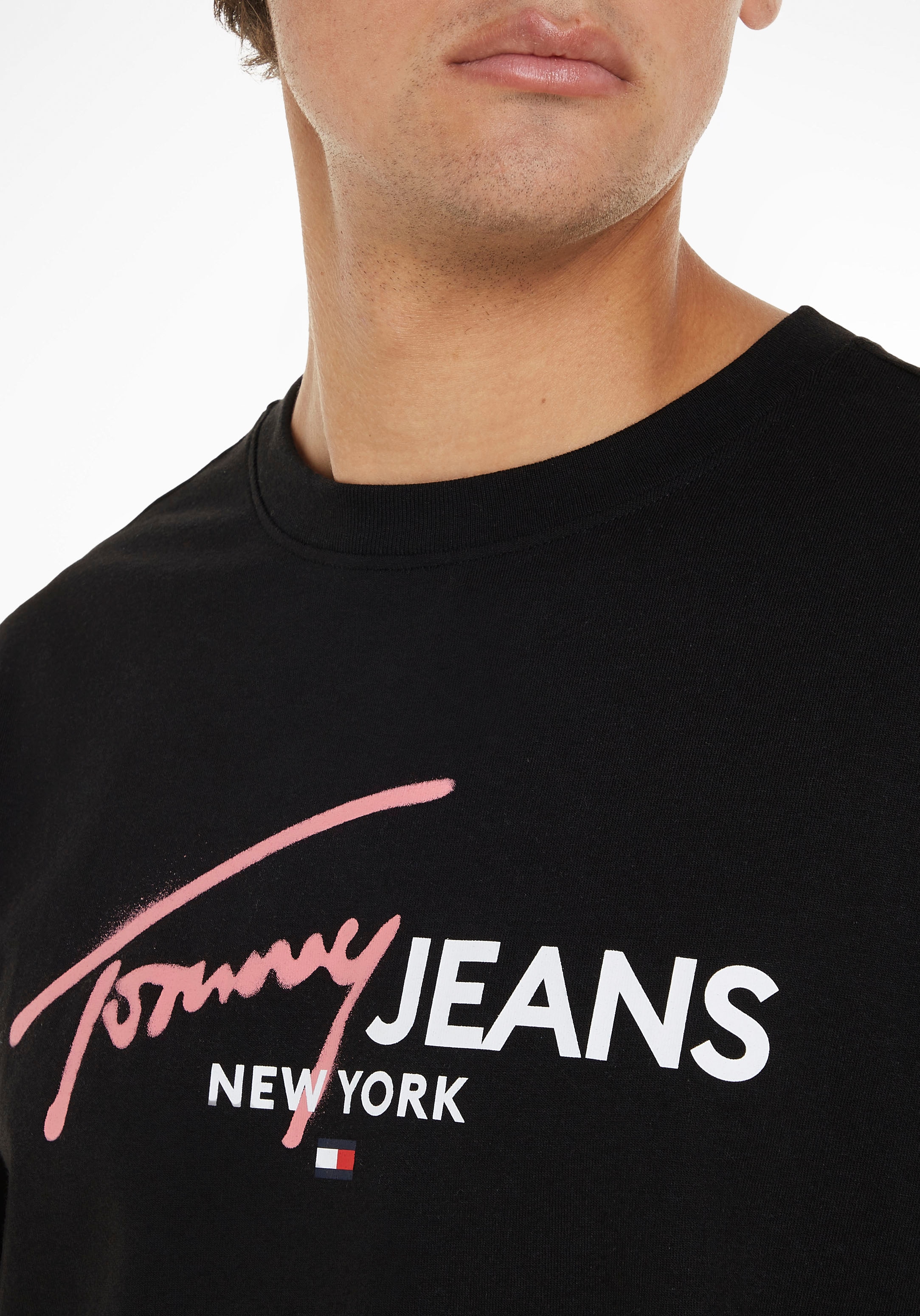 Tommy Jeans Plus T-Shirt »TJM REG SPRAY POP COLOR TEE EXT«, Grosse Grössen