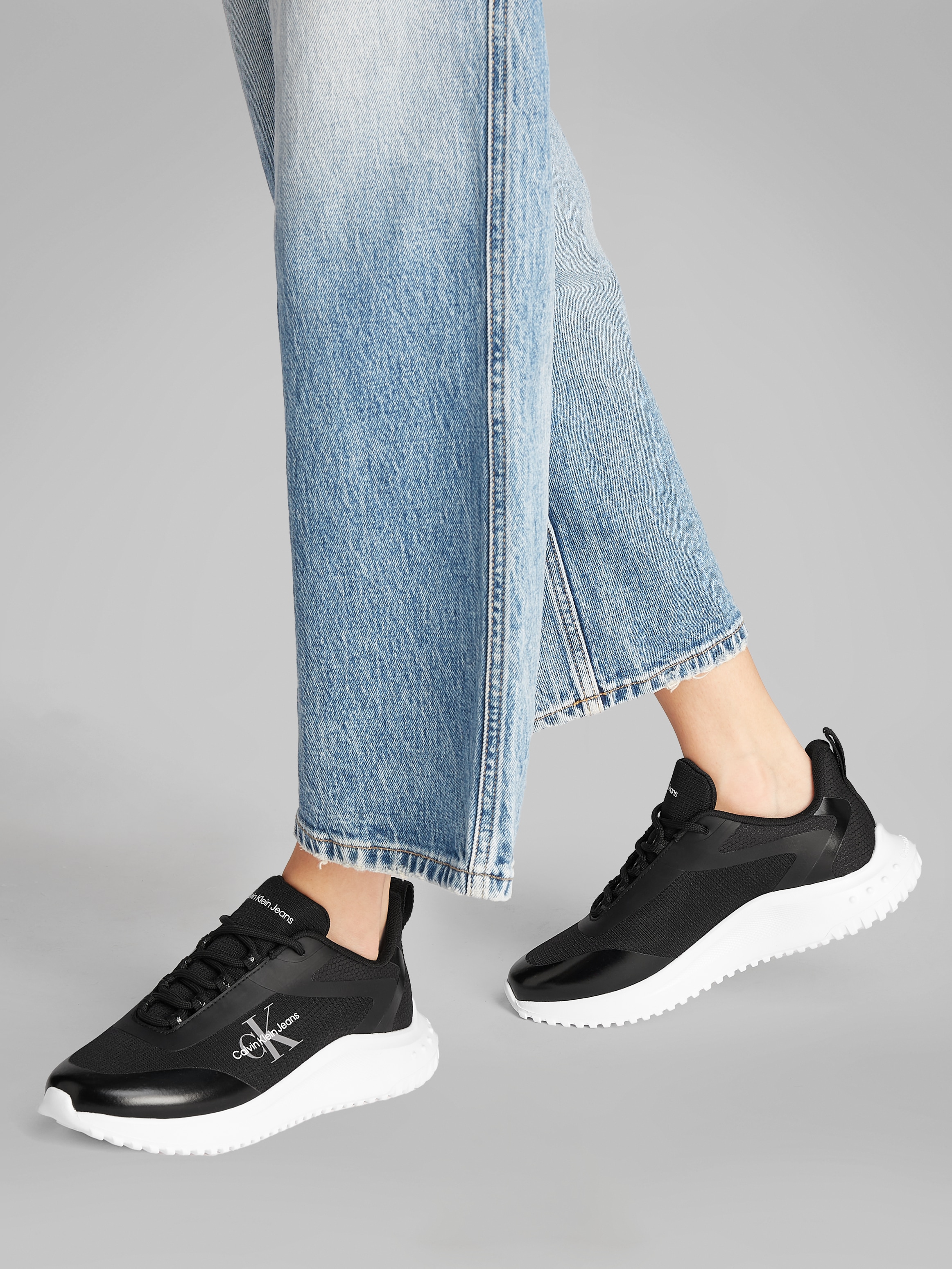 Calvin Klein Jeans Sneaker »EVA RUNNER LOW LACE MIX ML WN«, Freizeitschuh, Halbschuh, Schnürschuh mit leichter Laufsohle