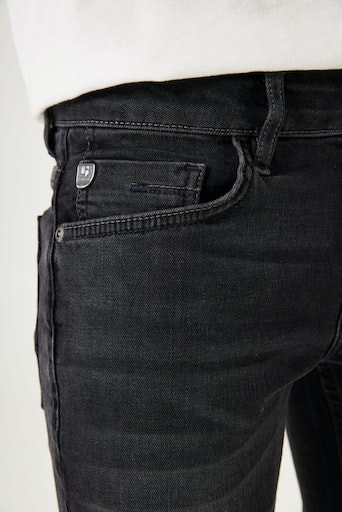 ✵ Garcia Slim-fit-Jeans »Tavio« online entdecken | Jelmoli-Versand