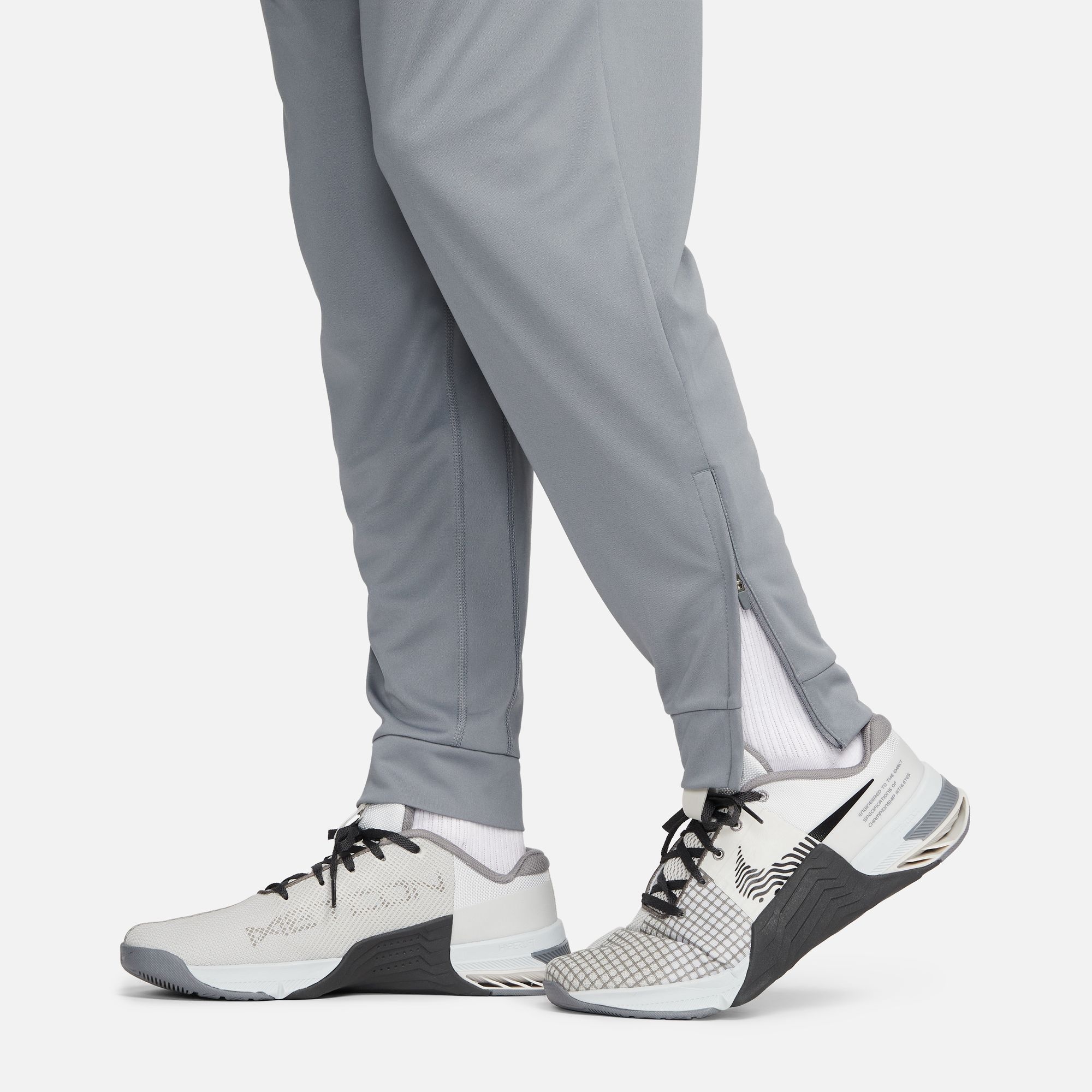 Nike Trainingshose »DRI-FIT TOTALITY MENS TAPERED FITNE«