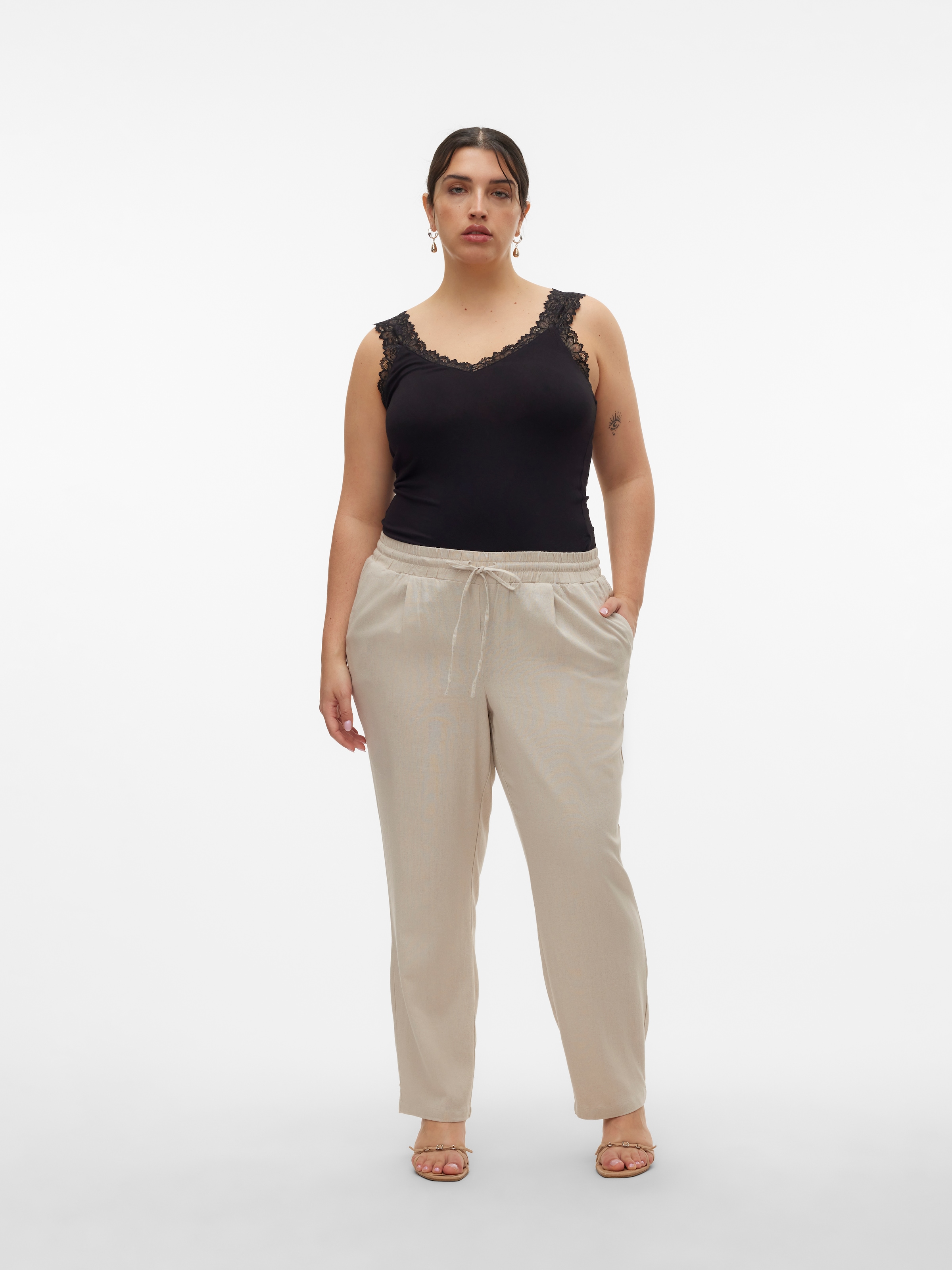 Vero Moda Curve Schlupfhose »VMJESMILO ANKLE PANTS WVN GA NOOS CUR«