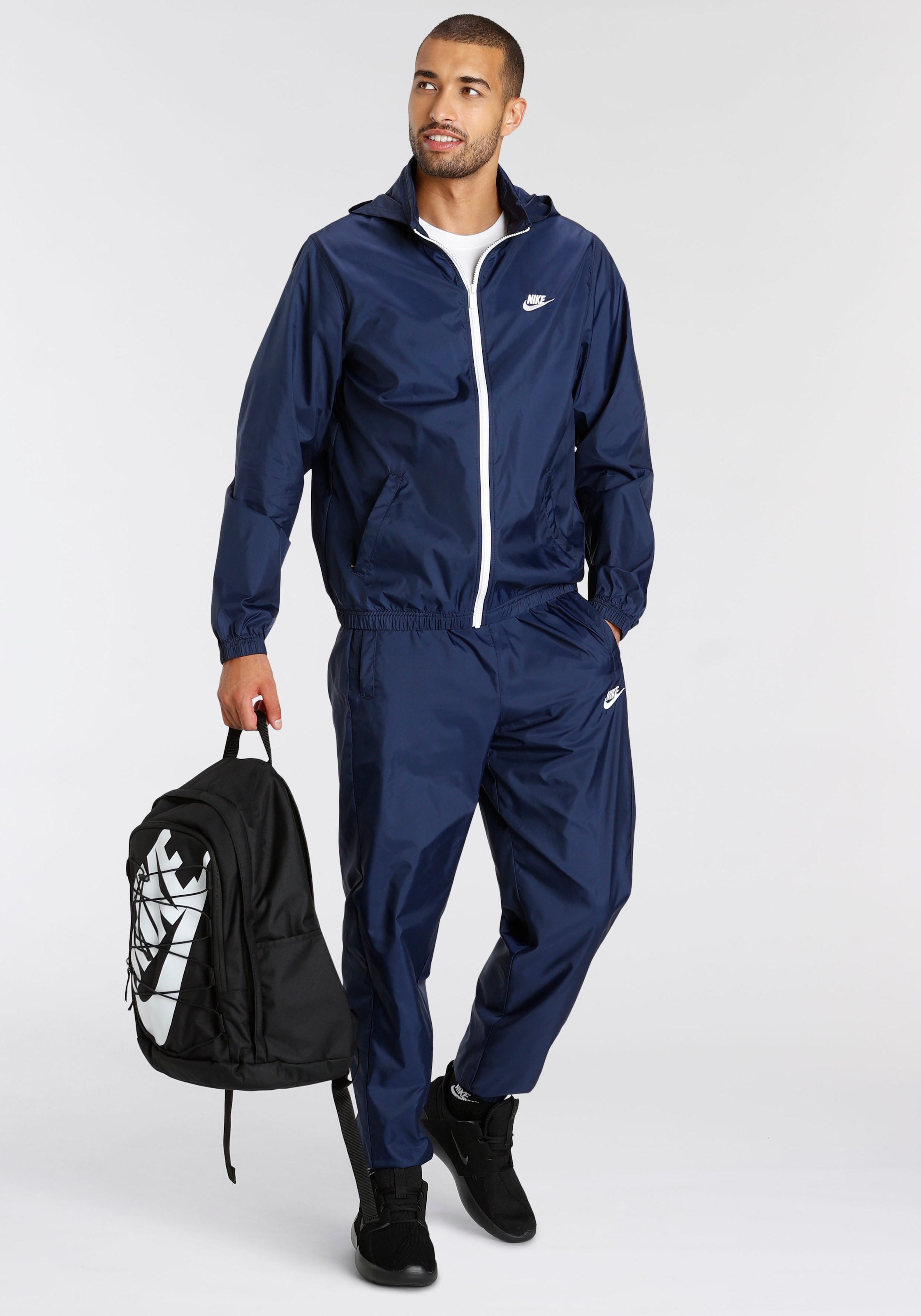 bestellen »CLUB Nike Jelmoli-Versand TRACK Sportswear online MEN\'S | (Set, WOVEN 2 SUIT«, LINED tlg.) Trainingsanzug