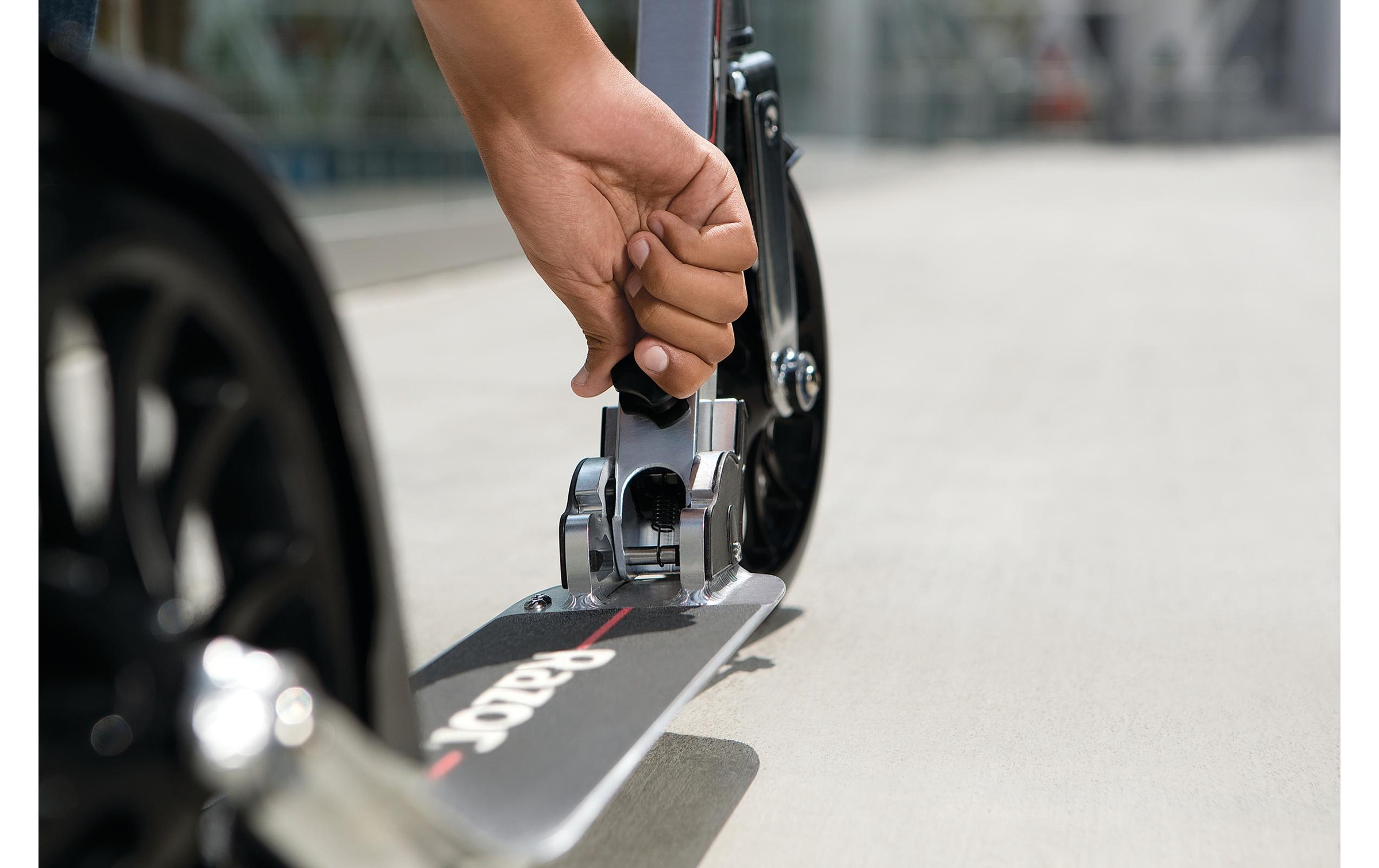Razor Scooter »A6 Scooter Silberfarben 23L«