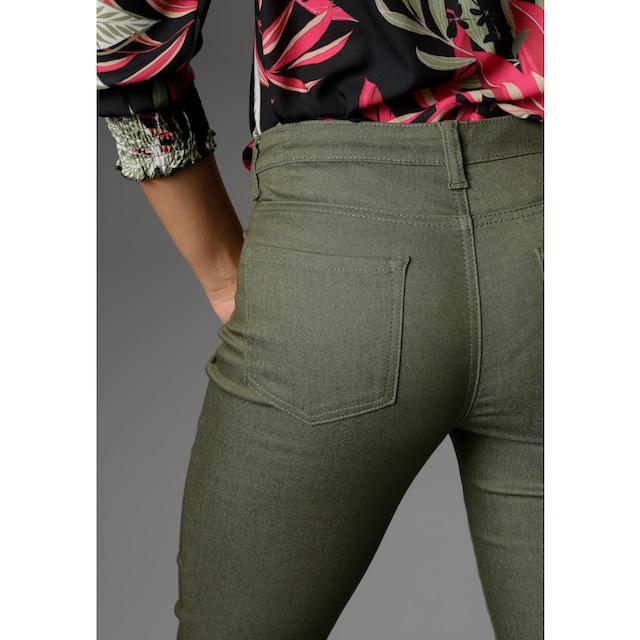 Aniston SELECTED Straight-Jeans, in verkürzter cropped Länge online shoppen  bei Jelmoli-Versand Schweiz