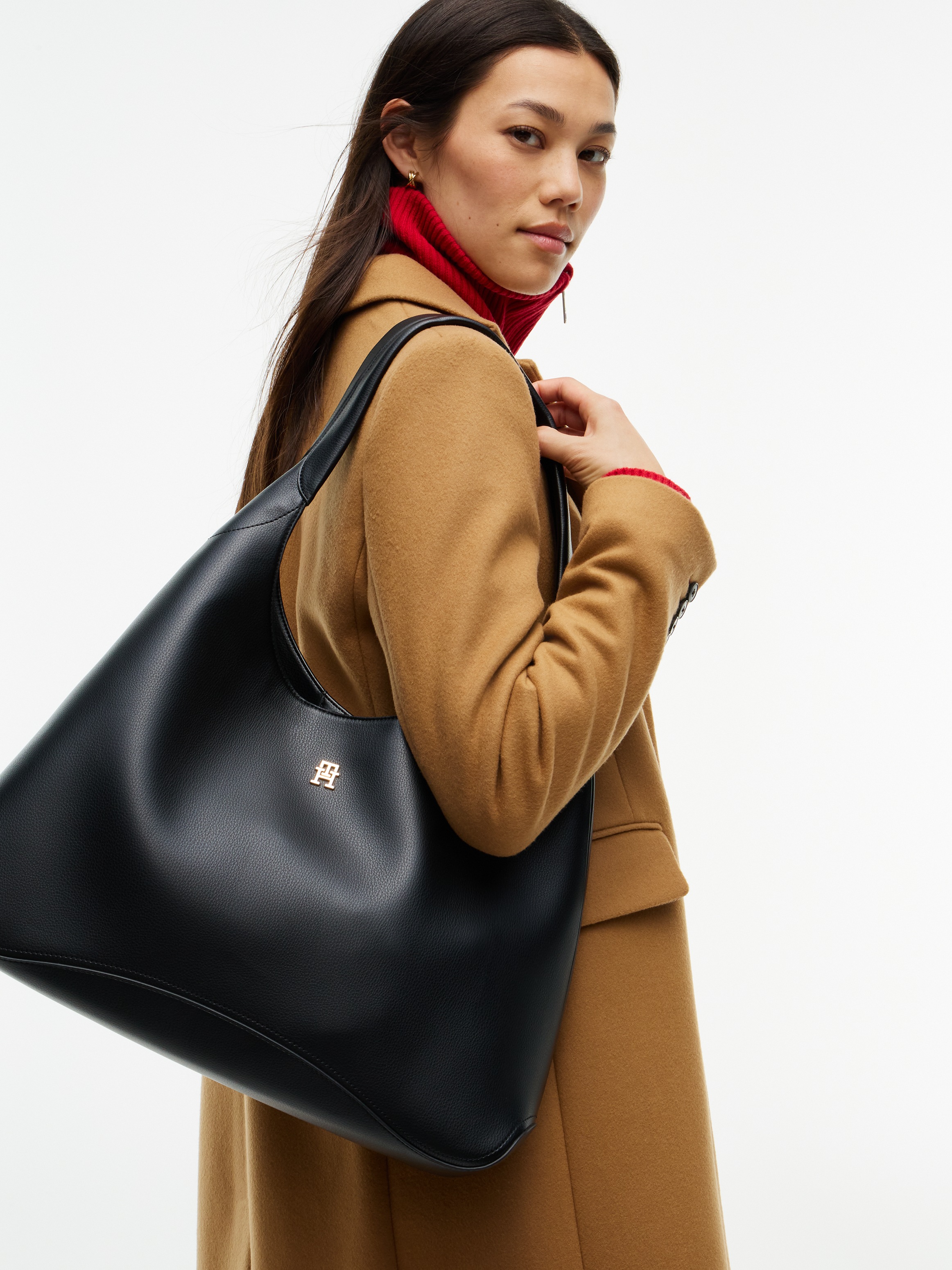 TOMMY HILFIGER Sac - Sac Hobo TH EVERYDAY noir