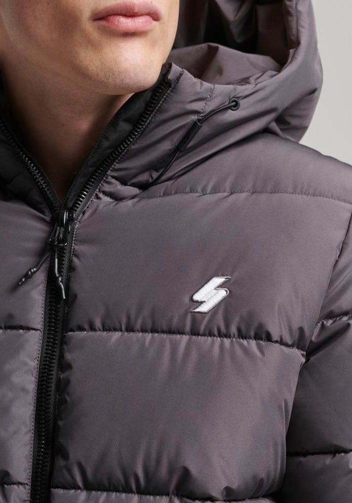 Superdry Steppjacke »HOODED SPORTS PUFFR JACKET«, mit Kapuze, mit kontrastfarbener Stickerei