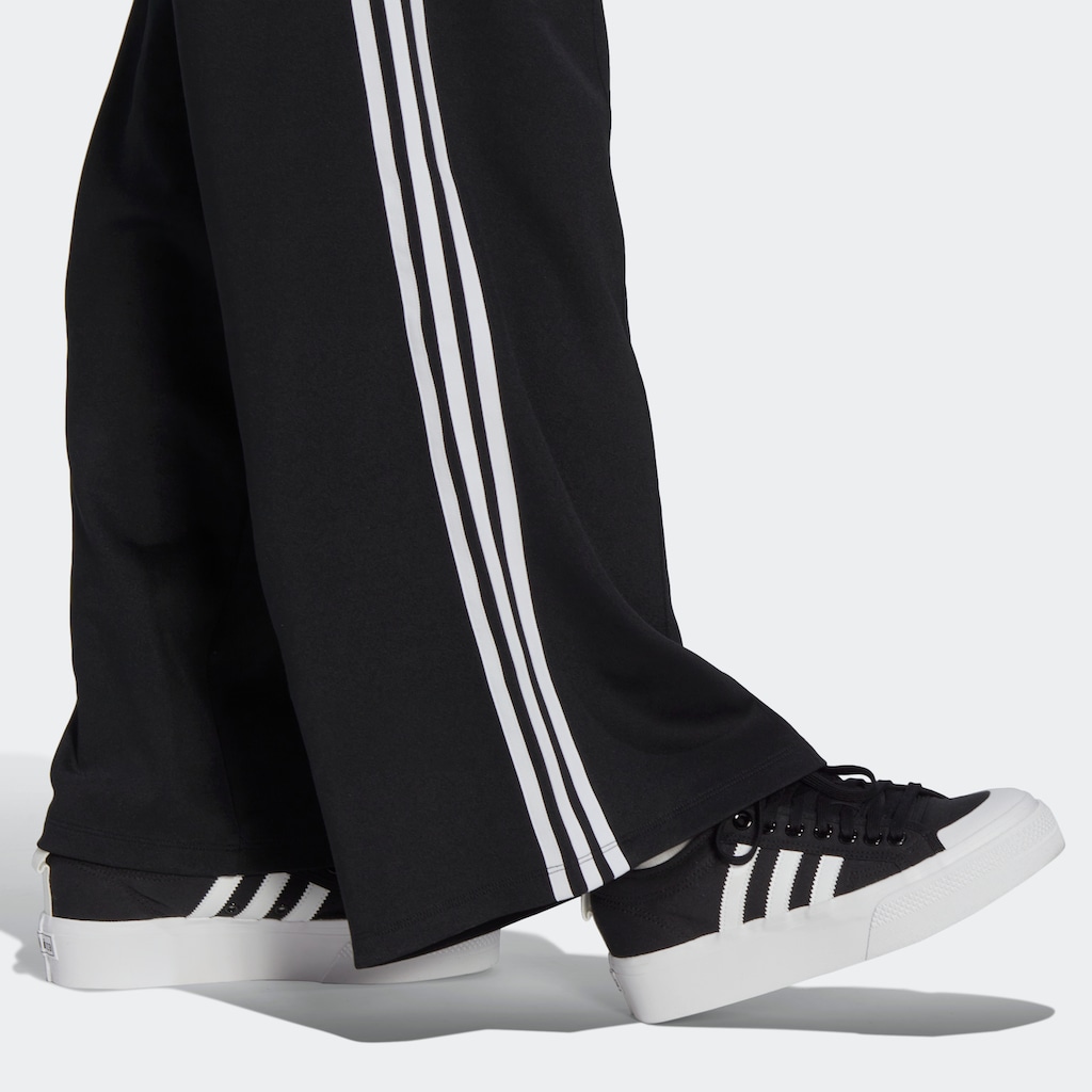 adidas Originals Sporthose »ADICOLOR CLASSICS WIDE LEG HOSE«, (1 tlg.)