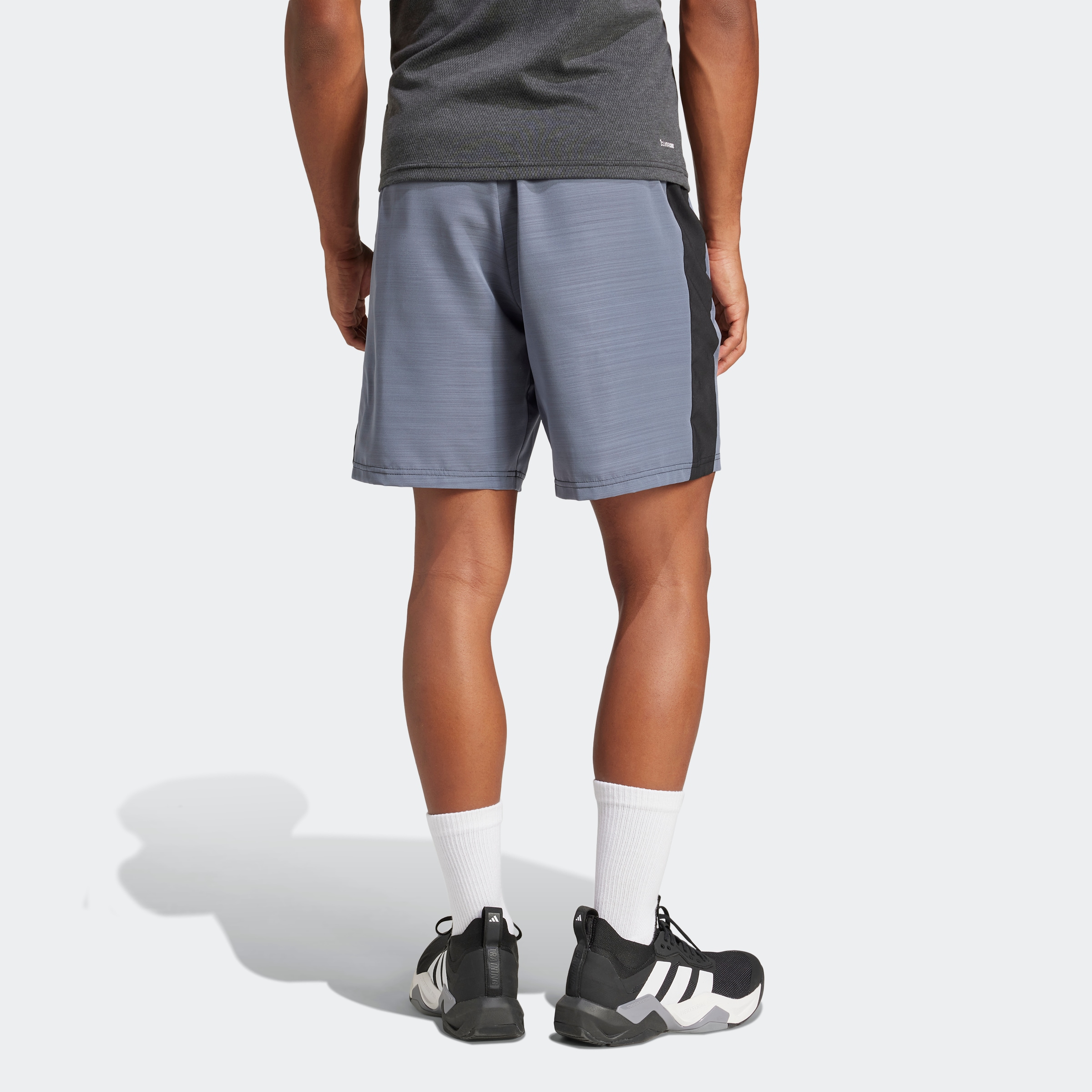 adidas Performance Shorts »TR-ES WV MEL S«, (1 tlg.), Trainingsshorts, meliert, leicht & atmungsaktiv