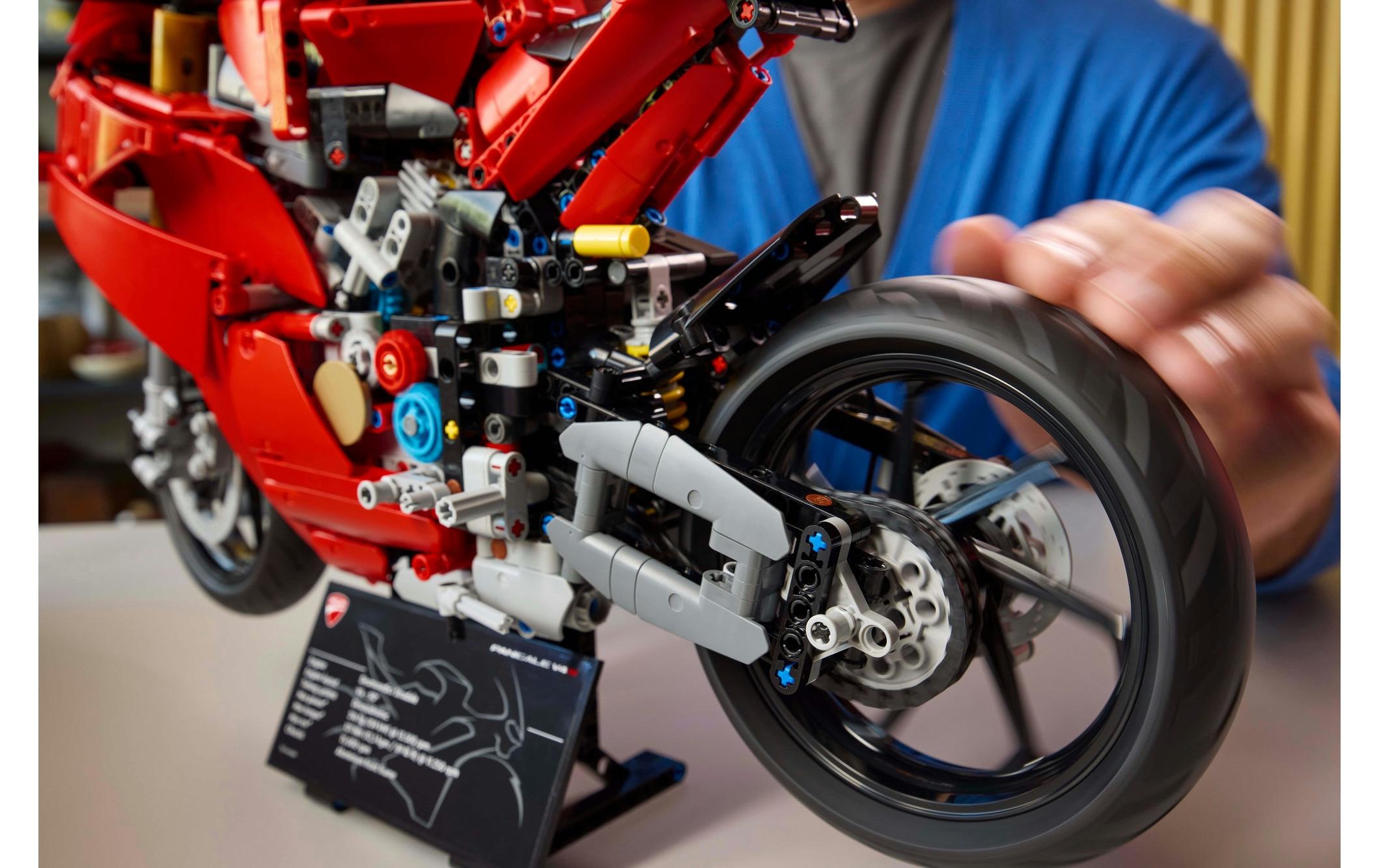 LEGO® Spielbausteine »Technic Ducati Panigale V4 S Motorrad 42202«, (1603 St.)