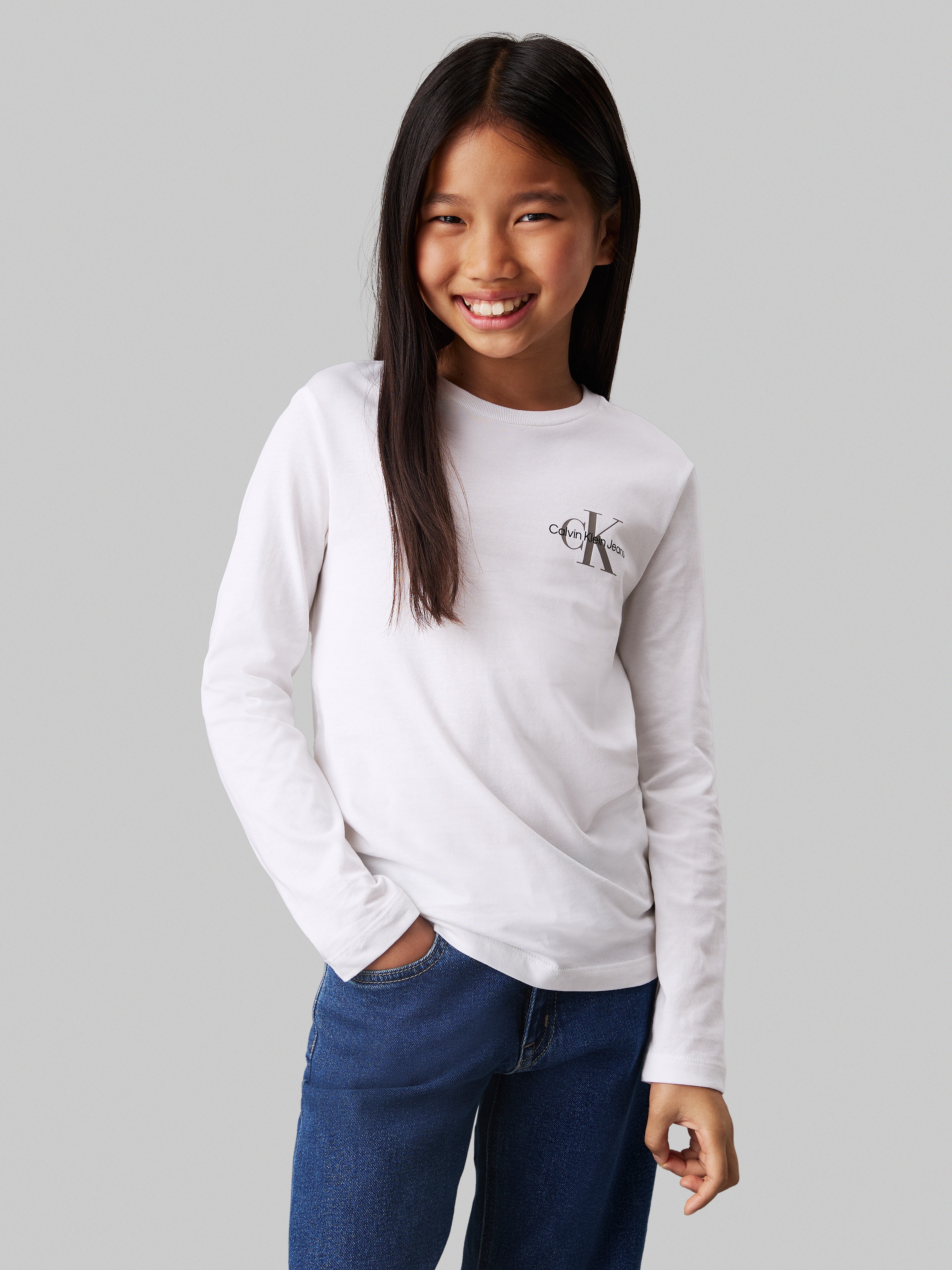 Calvin Klein Jeans Langarmshirt »Chest Monologo Ls T-Shirt« für Kinder bis 16 Jahre und mit Logoschriftzug