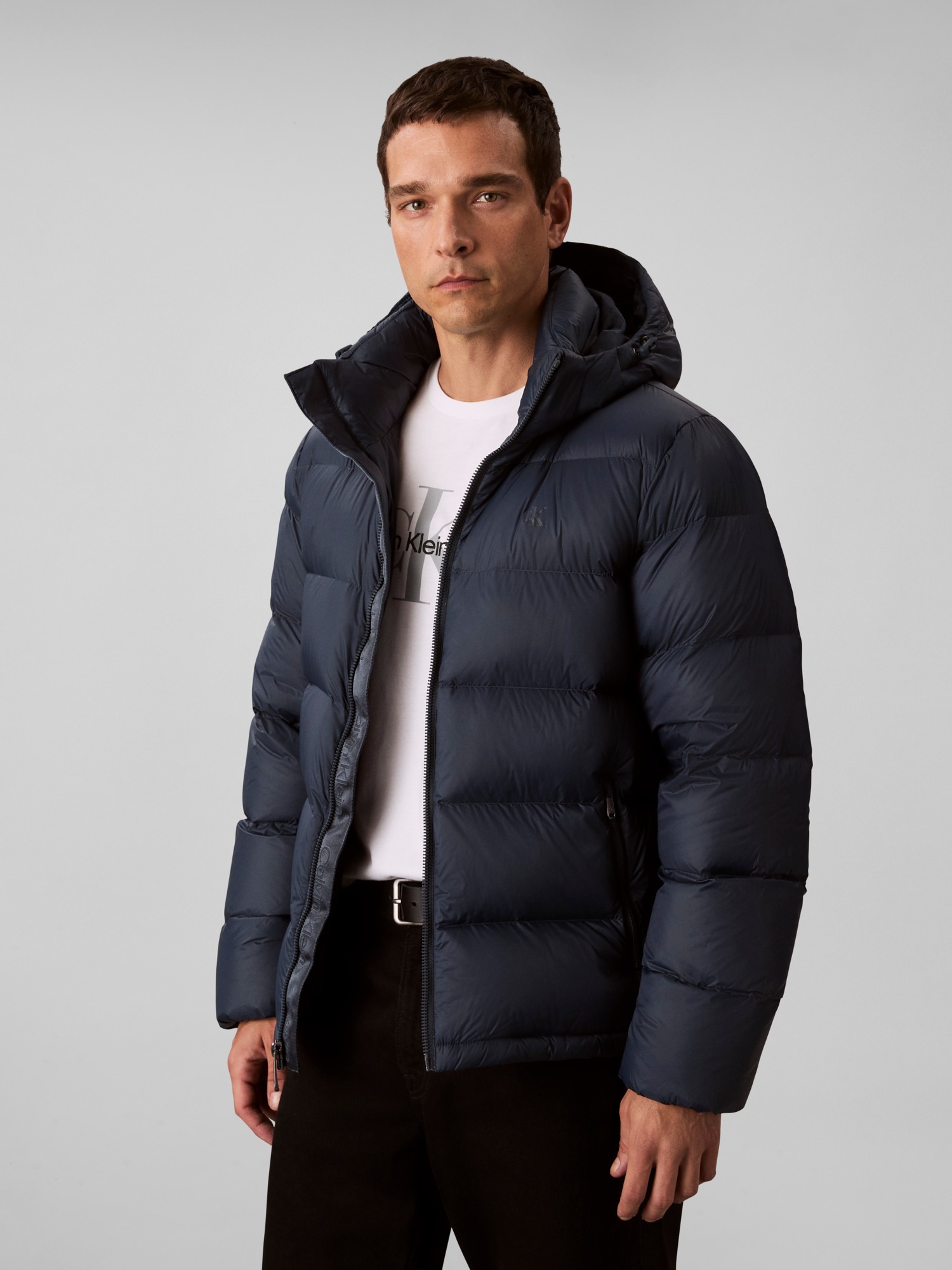Calvin Klein Jeans Steppjacke »LS NYLN ZP OFF HD DW« mit Kapuze Kapuze, Regular Fit, warm wattiert