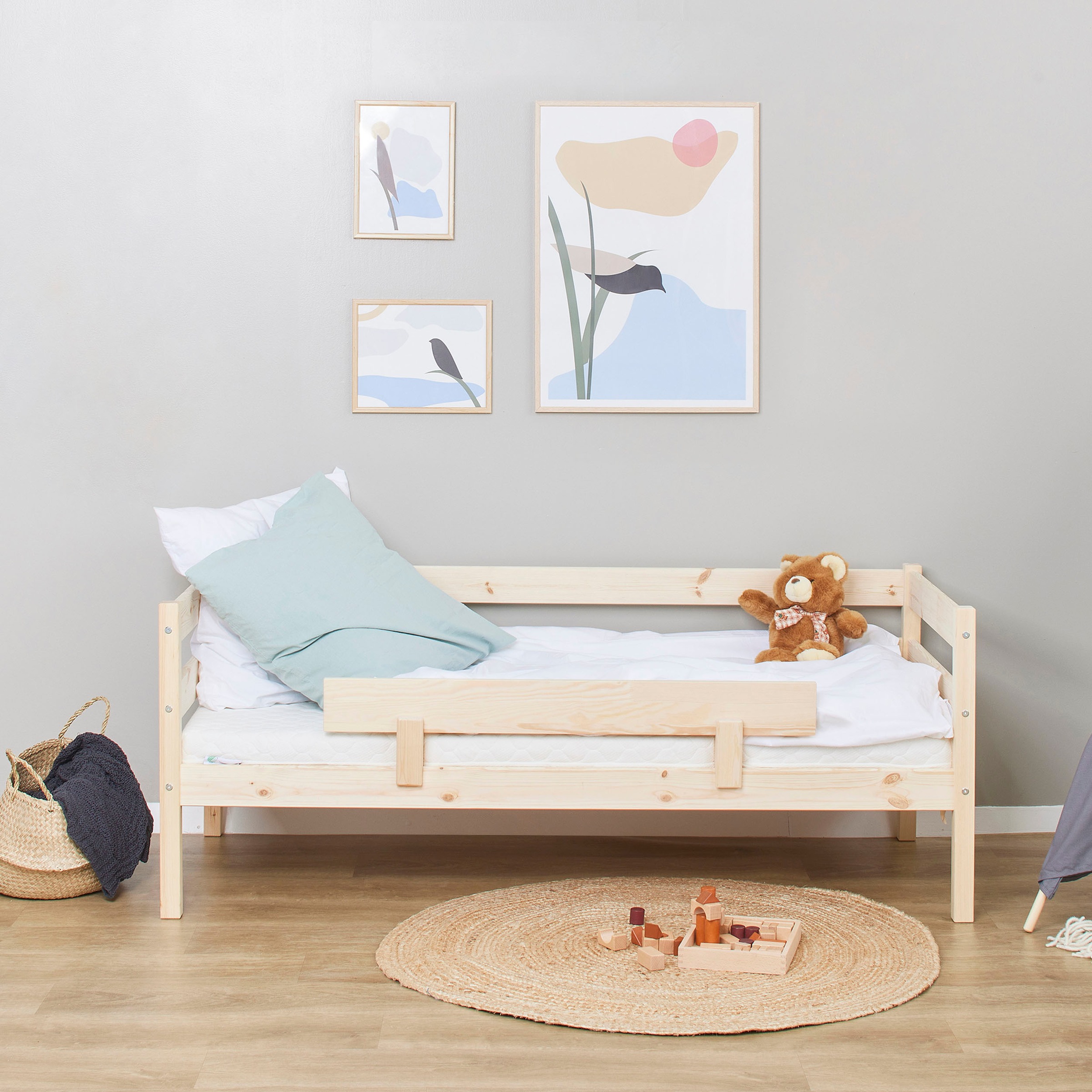 Hoppekids Einzelbett "ECO Comfort Kinderbett, Kiefer Massivholz, Jugendbett inkl. Rollrost" 70x160 cm, wahlweise in verschieden Farben/ Matratze/ Absturzsicherung