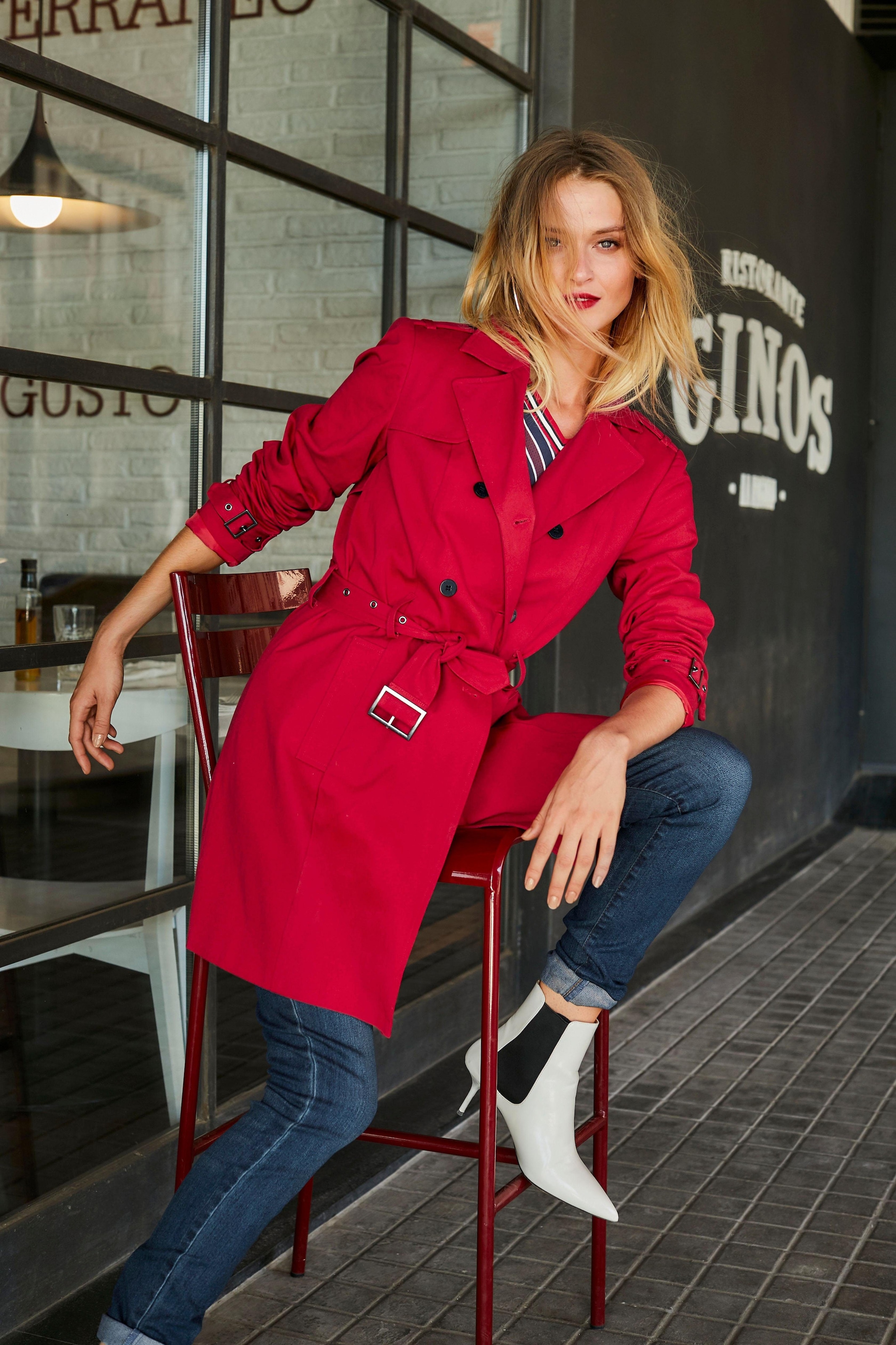 Aniston CASUAL Trenchcoat, mit Gürtel zum Regulieren online bestellen |  Jelmoli-Versand