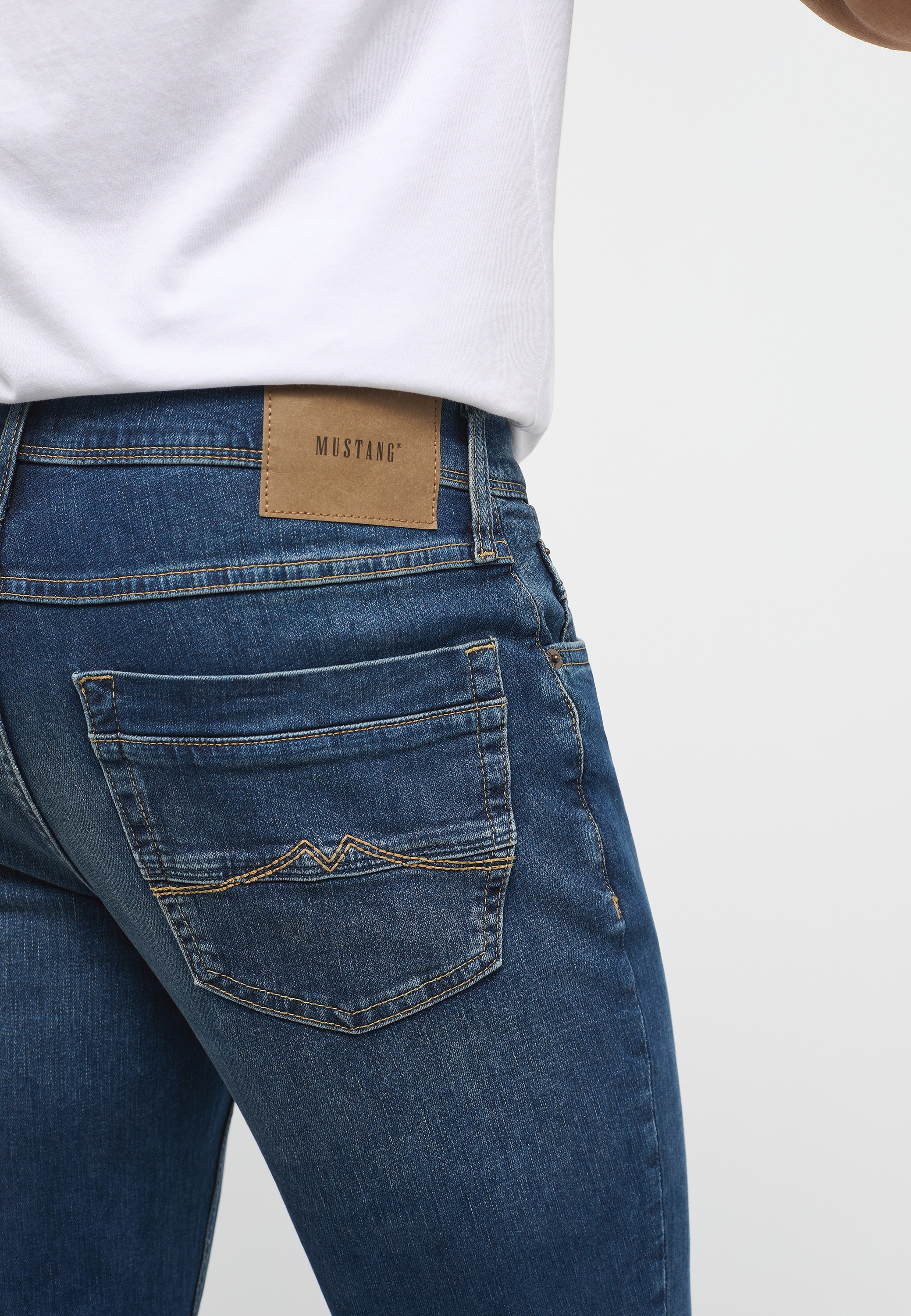 MUSTANG Straight-Jeans »Washington«
