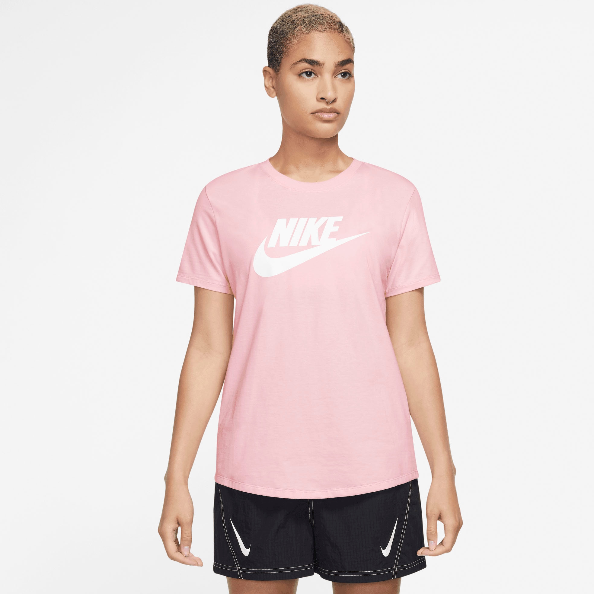 Nike Sportswear T-Shirt »ESSENTIALS WOMEN'S LOGO T-SHIRT«