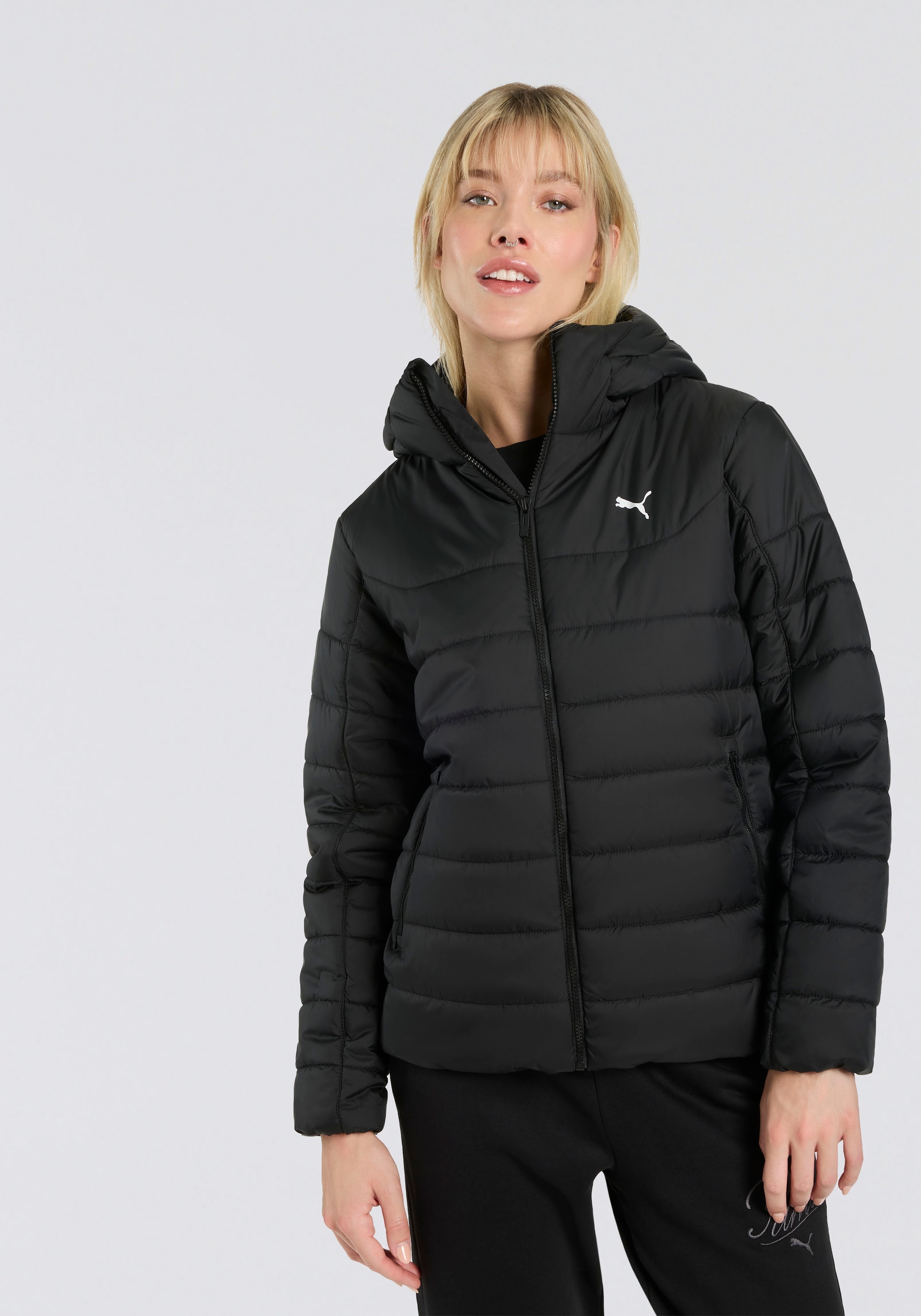 PUMA Winterjacke »ESS HOODED PADDED JACKET« mit Kapuze mit Kapuze, mit Eingrifftaschen, mit Reissverschluss
