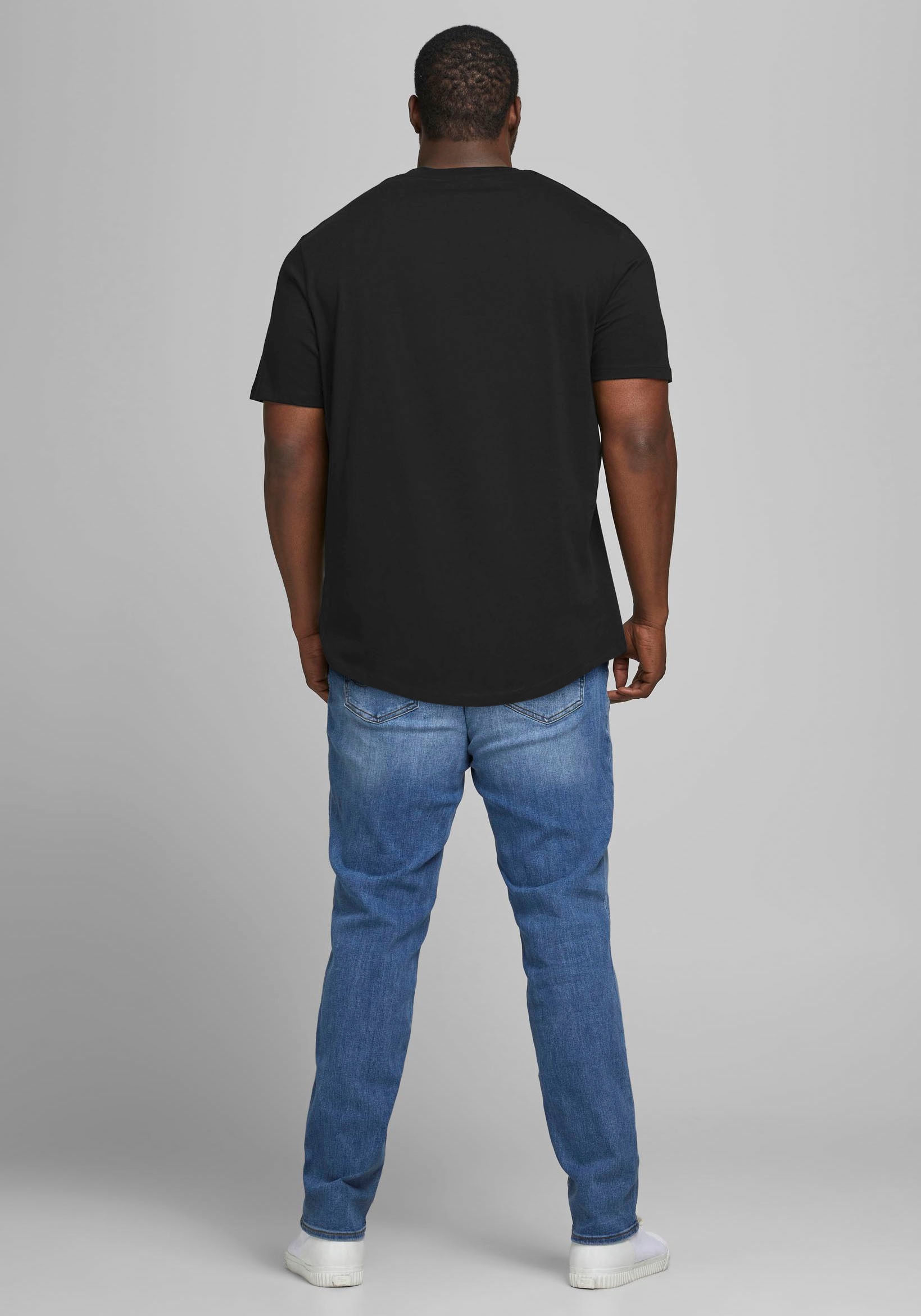 Jack & Jones PlusSize T-Shirt »NOA TEE«, mit abgerundetem Saum, bis Grösse 6XL