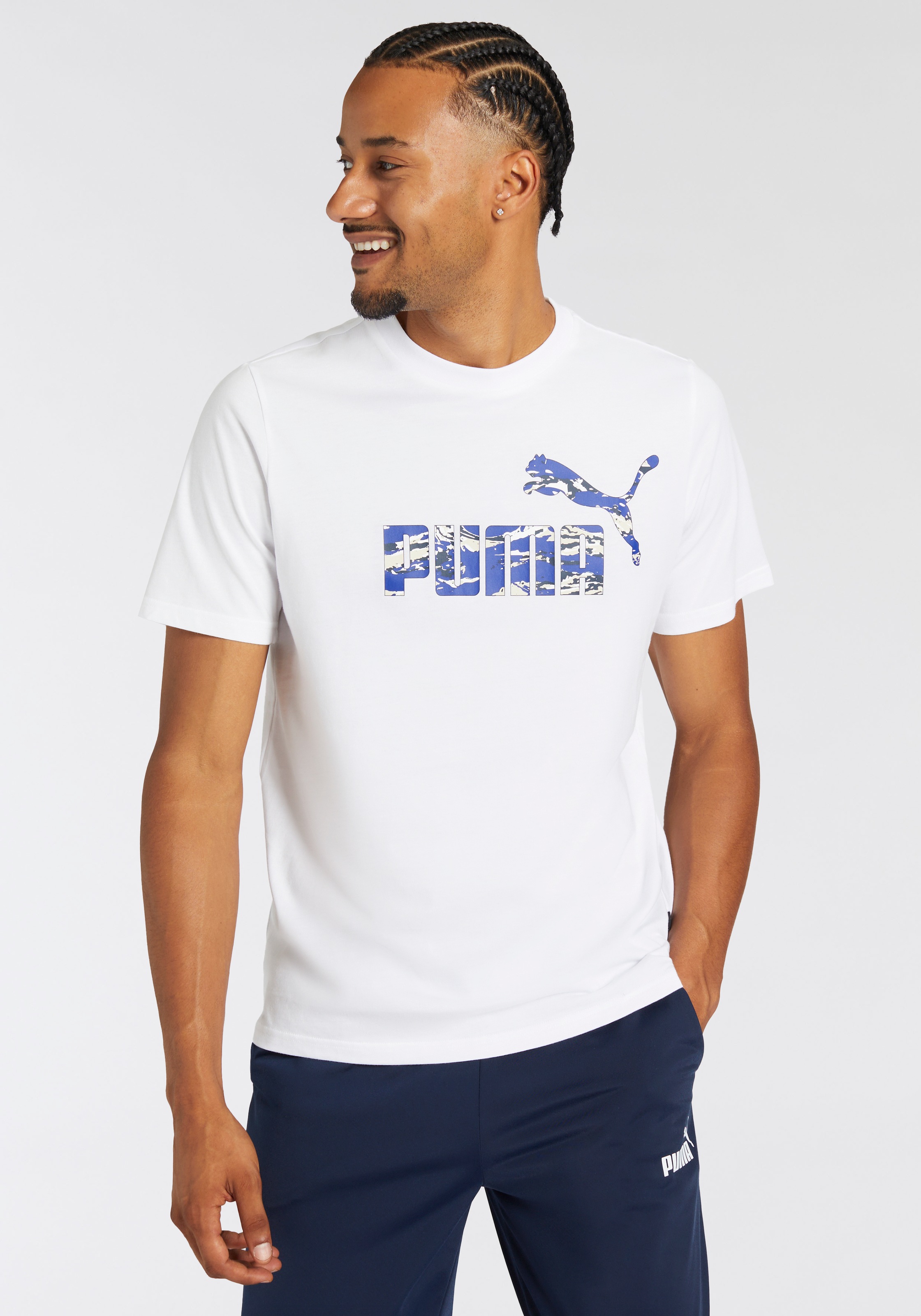 PUMA T-Shirt »ESS+ CAMO GRAPHIC TEE« Regular Fit, sportlicher Stil, Kurzarm-Design, aus Baumwolle