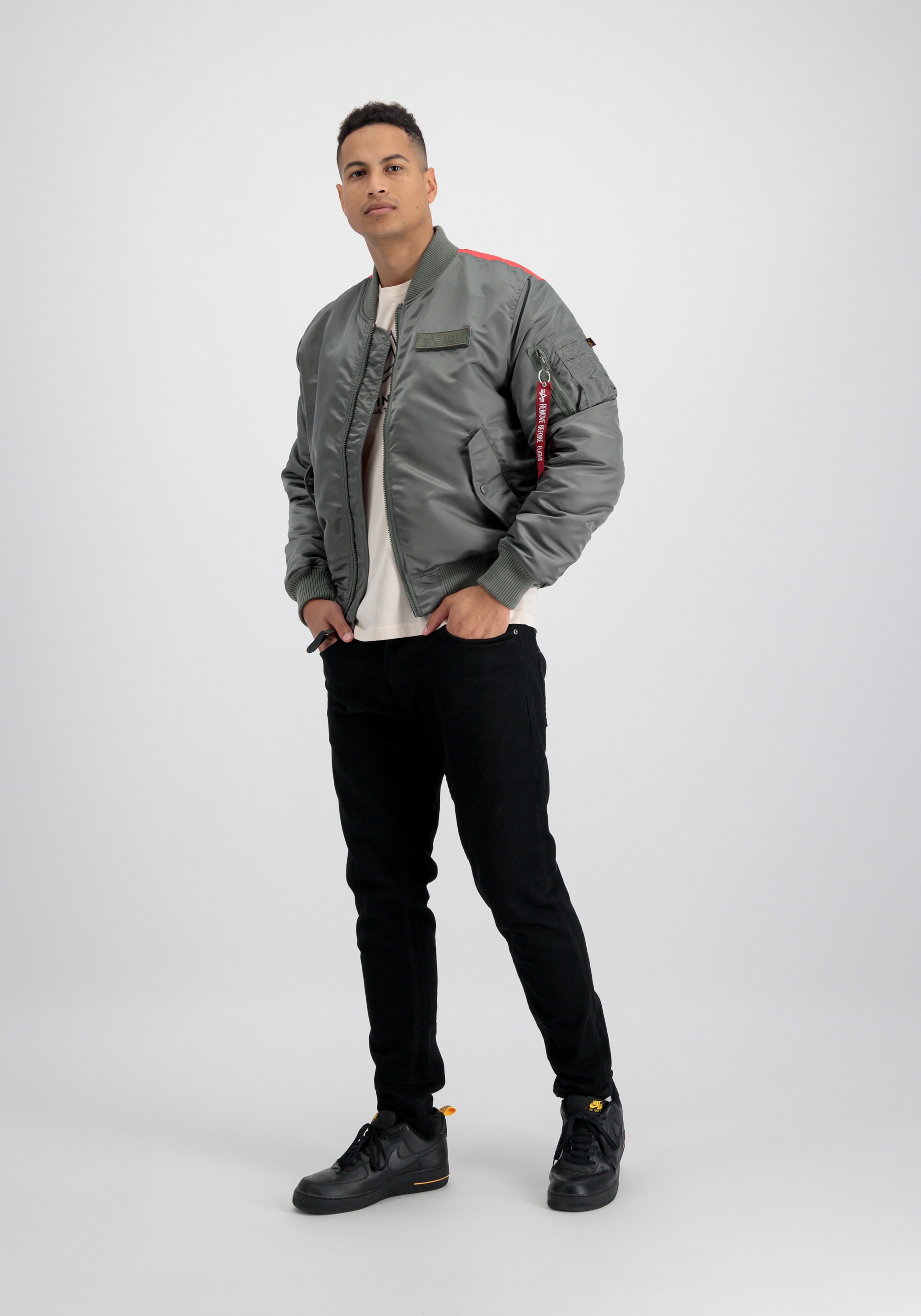 Alpha Industries Bomberjacke »Alpha Industries Men - Bomber Jackets MA-1 VF Fighter Squadron«