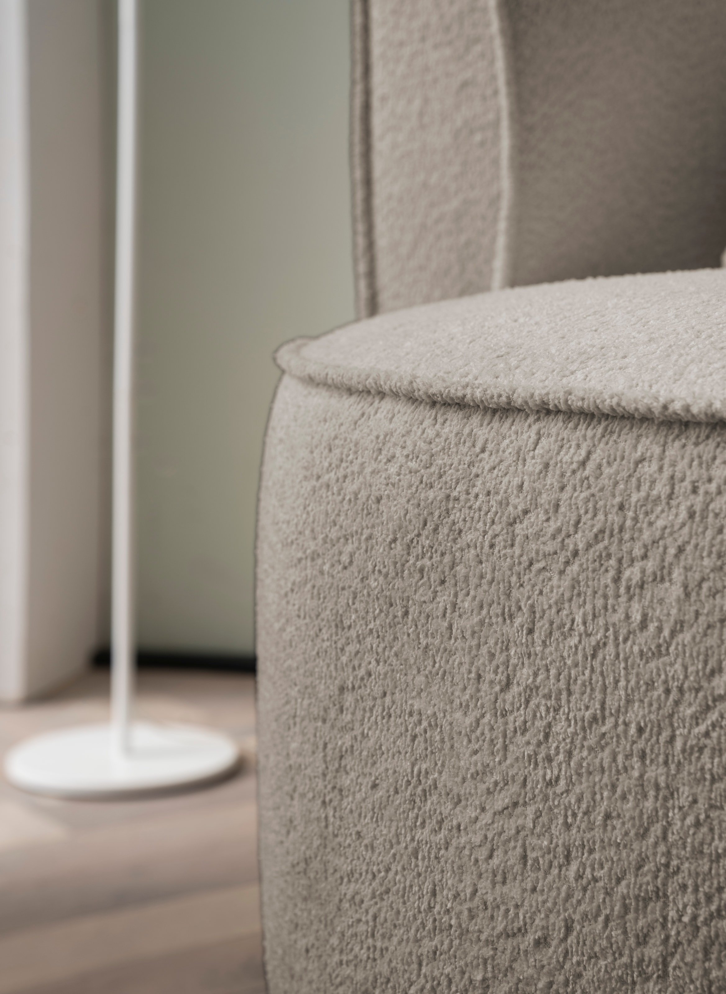 LeGer Home by Lena Gercke XXL-Sessel »Isalie, Lesesessel, Loveseat, inklusive Zierkissen«, extra grosse Sitzfläche, optional mit Hocker, Cord, Samt, Bouclé