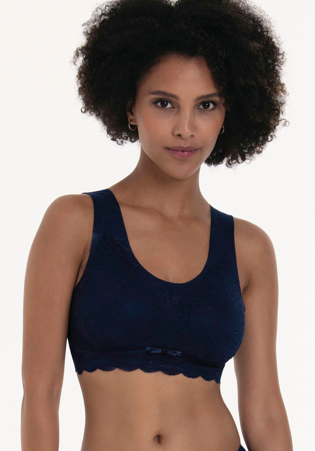 Bralette »Essentials Lace mit Schale«, vorgeformt mit herausnehmbarer Schale