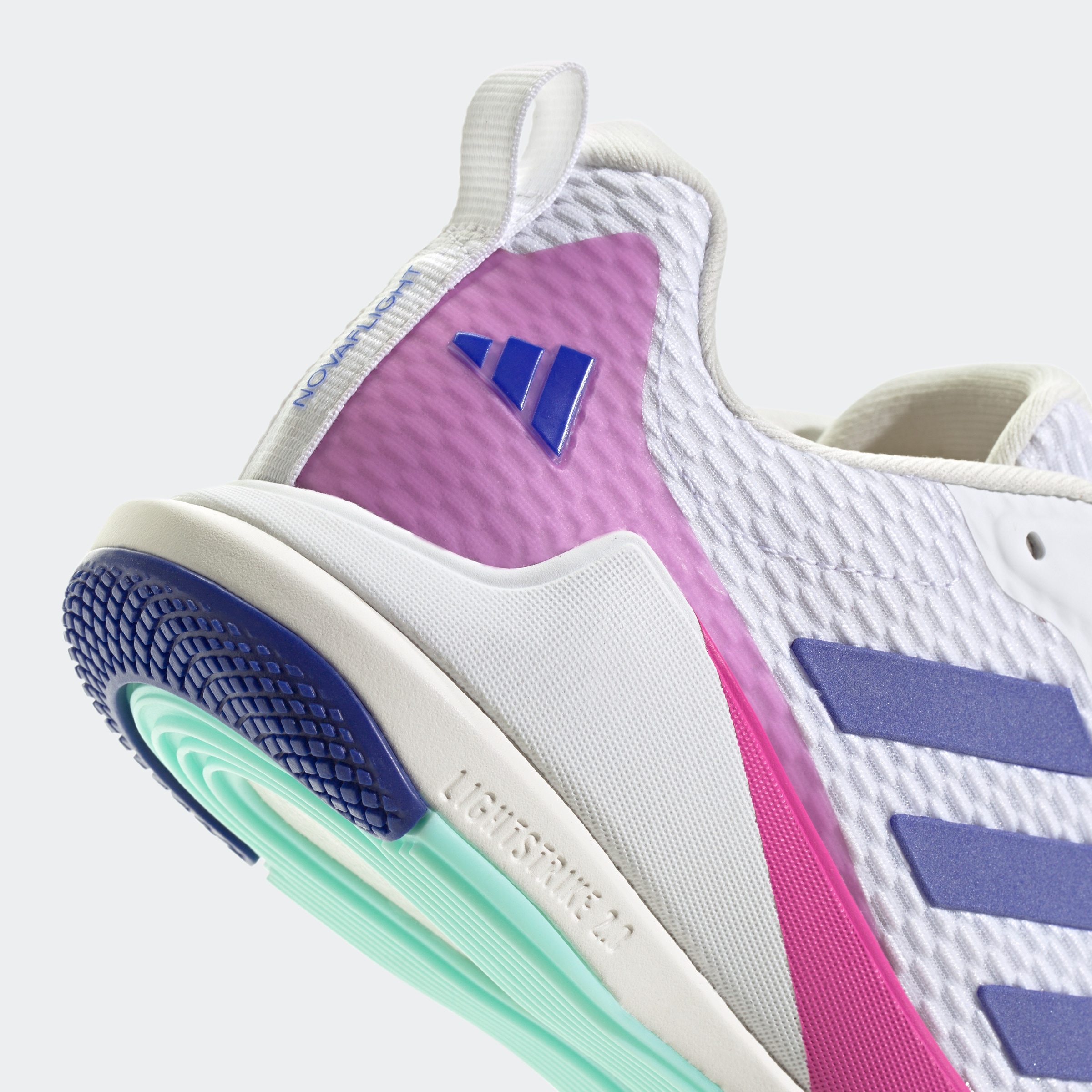 adidas Performance Indoorschuh »NOVAFLIGHT 2 INDOOR«, besonders geeignet für Volleyball und Basketball