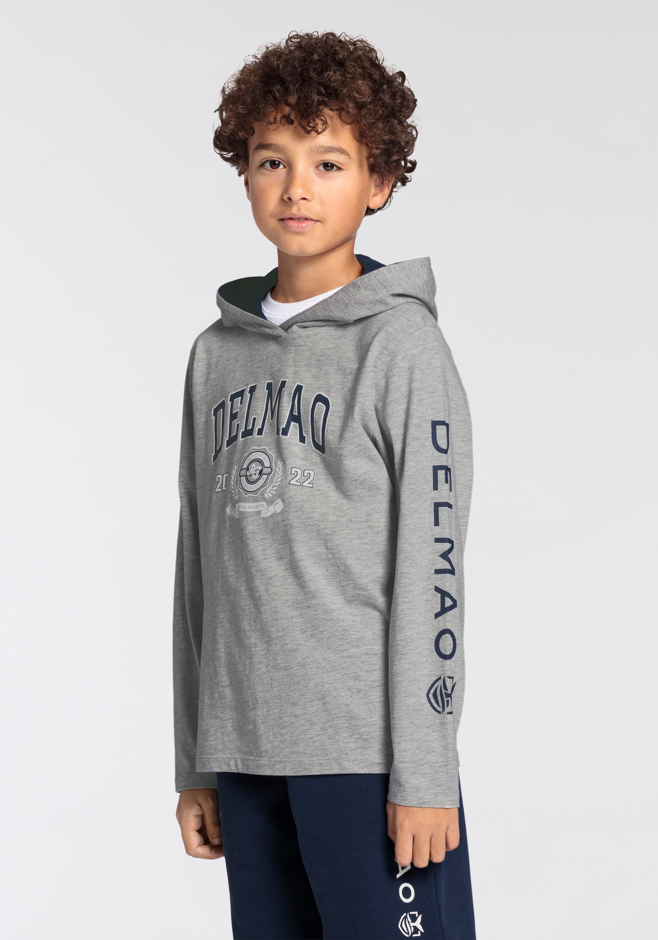 DELMAO Kapuzenshirt »für kaufen MARKE | NEUE Jungen«, Jelmoli-Versand Ärmeldruck. online mit