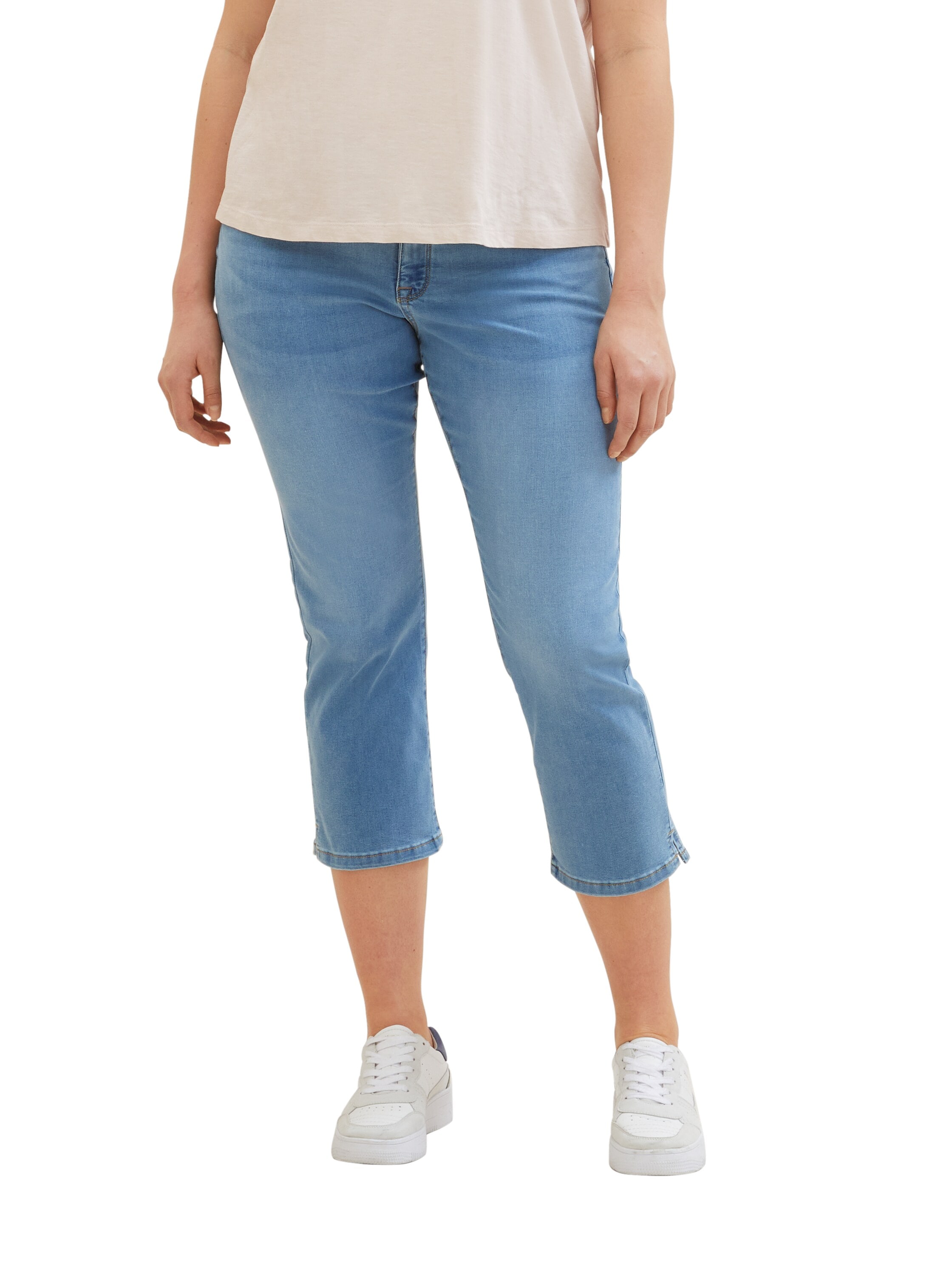 Slim-fit-Jeans, in 3/4 Länge und mit Bindegürtel