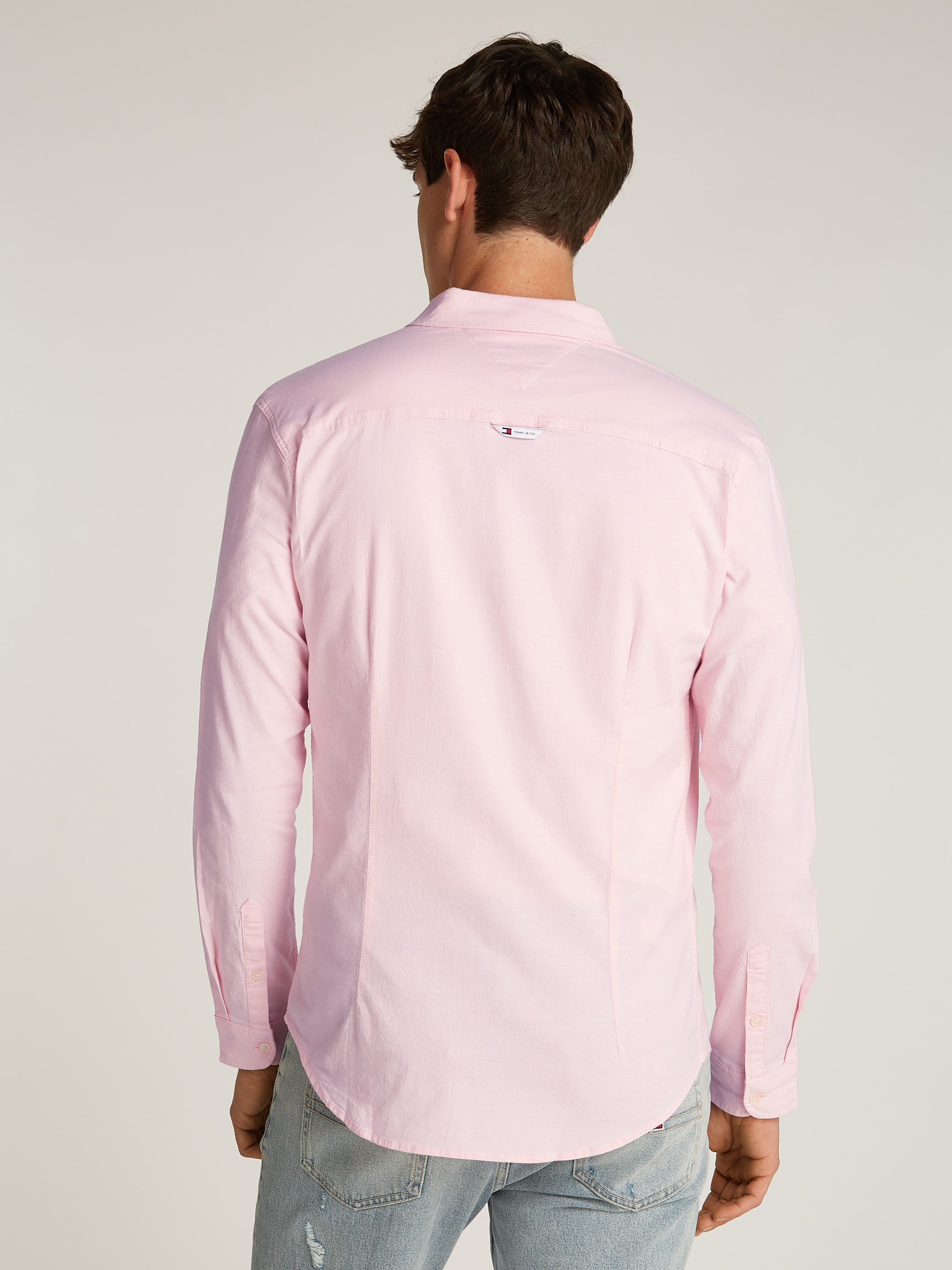 Tommy Jeans Langarmhemd »TJM Slim Stretch Oxford Shirt«, mit Flaglabel auf der Brust