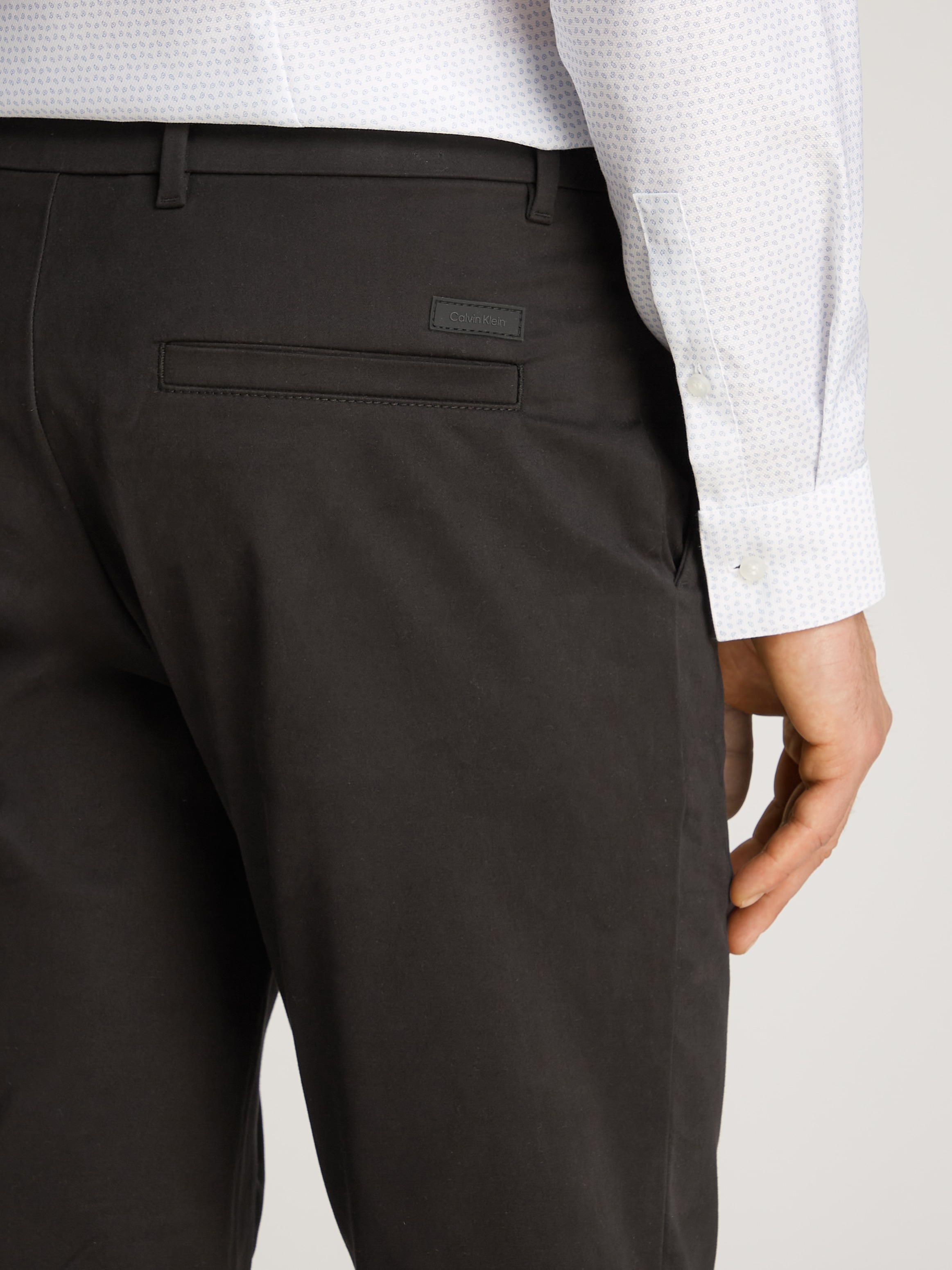 Calvin Klein Chinohose »SATEEN STRETCH SLIM CHINO«, mit Logopatch