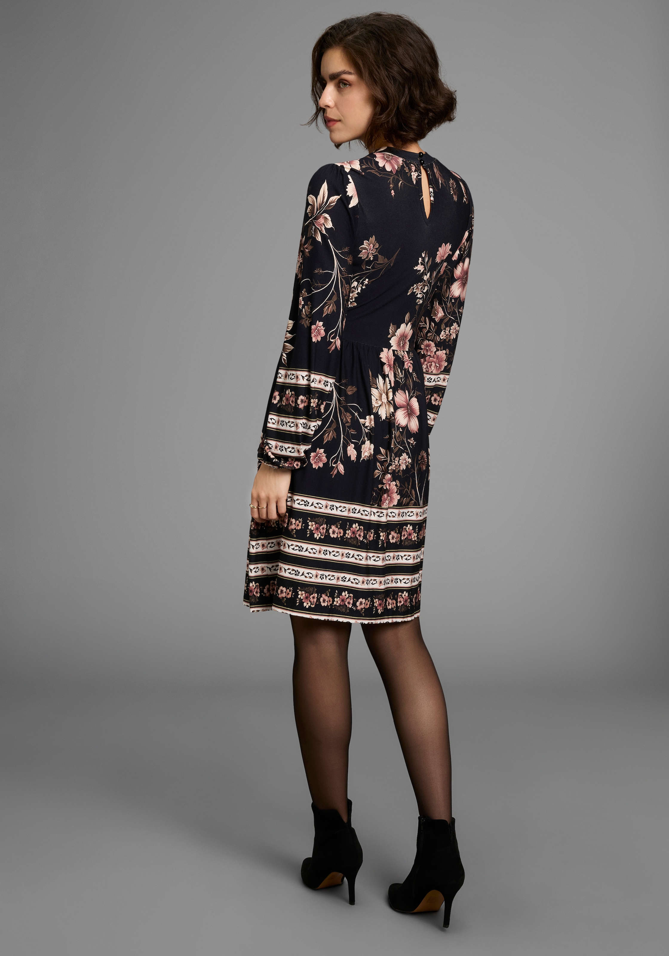 Laura Scott Jerseykleid, geblümtes Design, aus Single Jersey - NEUE KOLLEKTION