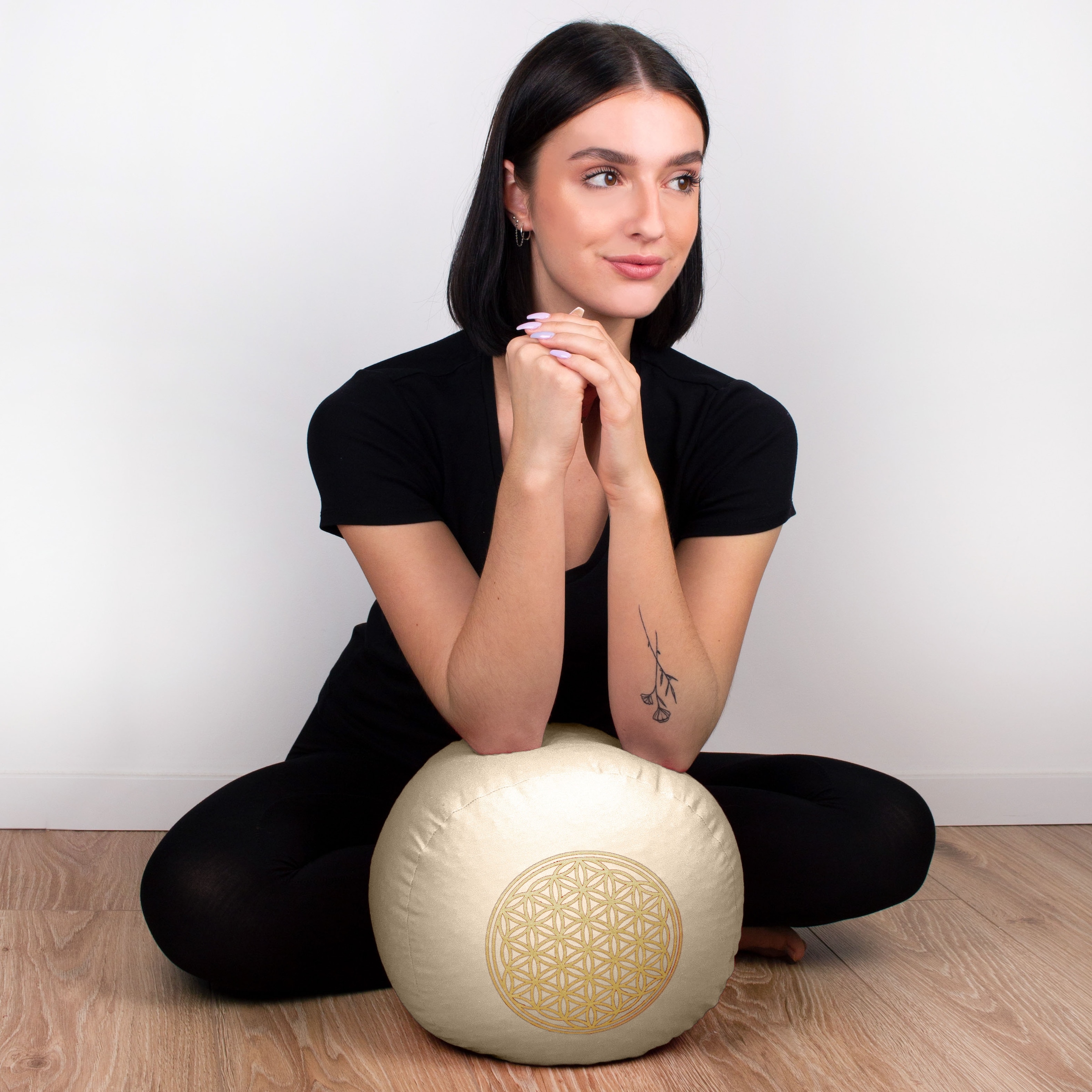 herbalind Yogakissen »Blume des Lebens, Kissen für Entspannungsübungen im Sitzen«, (1 tlg.), Füllung 100% Bio-Dinkelspelz, Mit Reissverschluss und Trageschlaufe