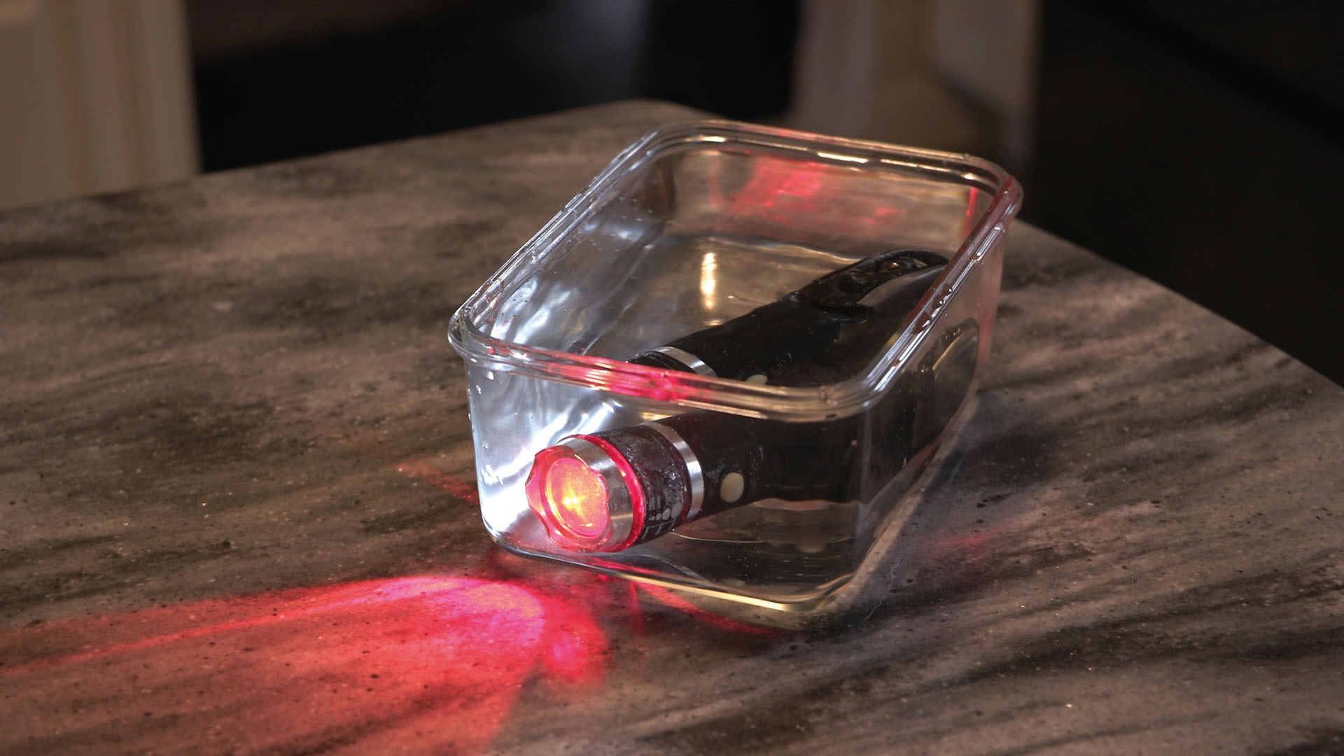 MediaShop LED Taschenlampe »Panta Safe Guard«, (Set mit 2 Stück), per USB aufladbar, Lichtkegel stufenlos einstellbar, 3 Lichtmodi