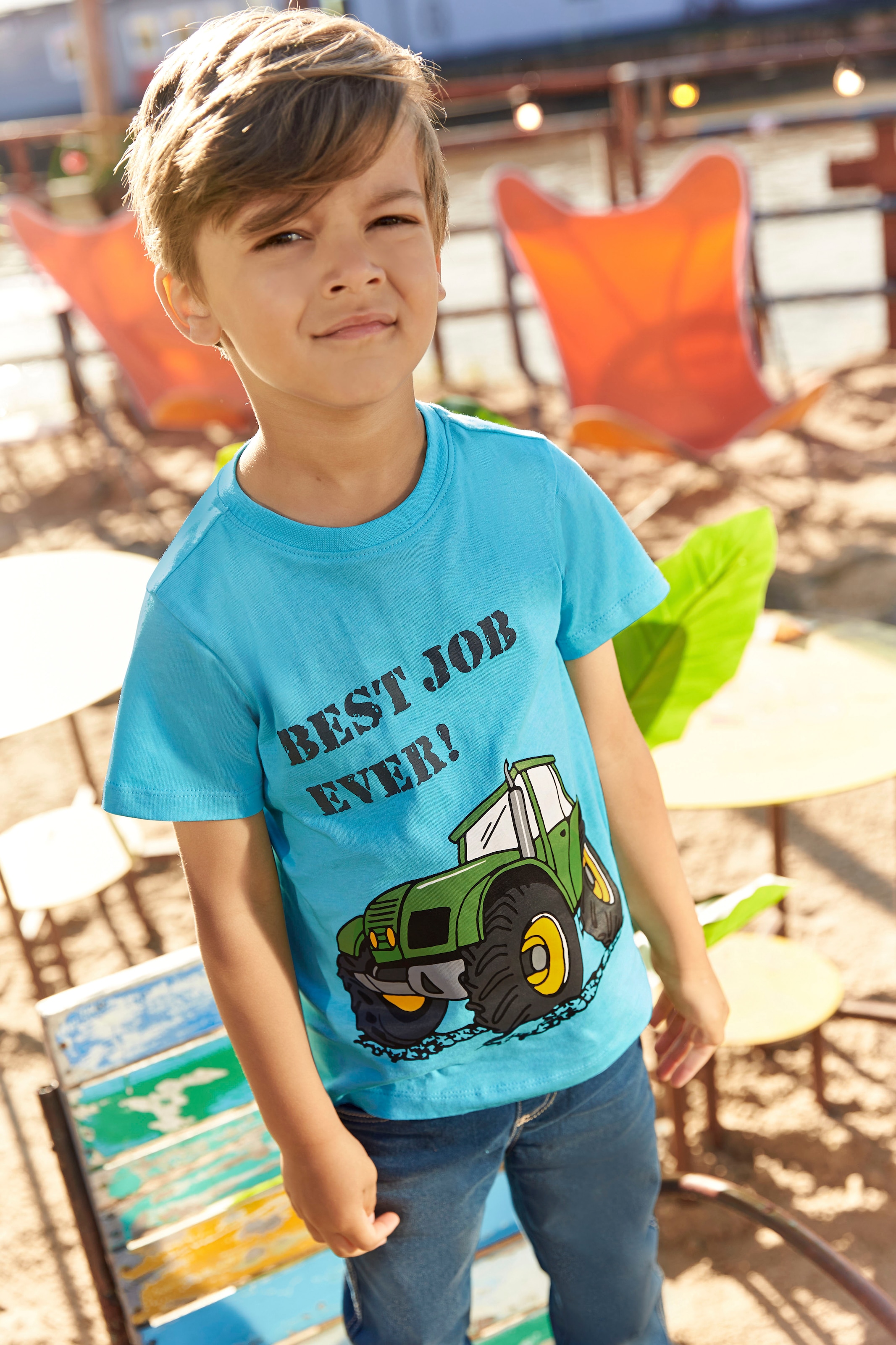 KIDSWORLD T-Shirt »BEST JOB EVER!«, kurzärmelig, bedruckt, Rundhalsausschnitt, aus 100% Baumwolle