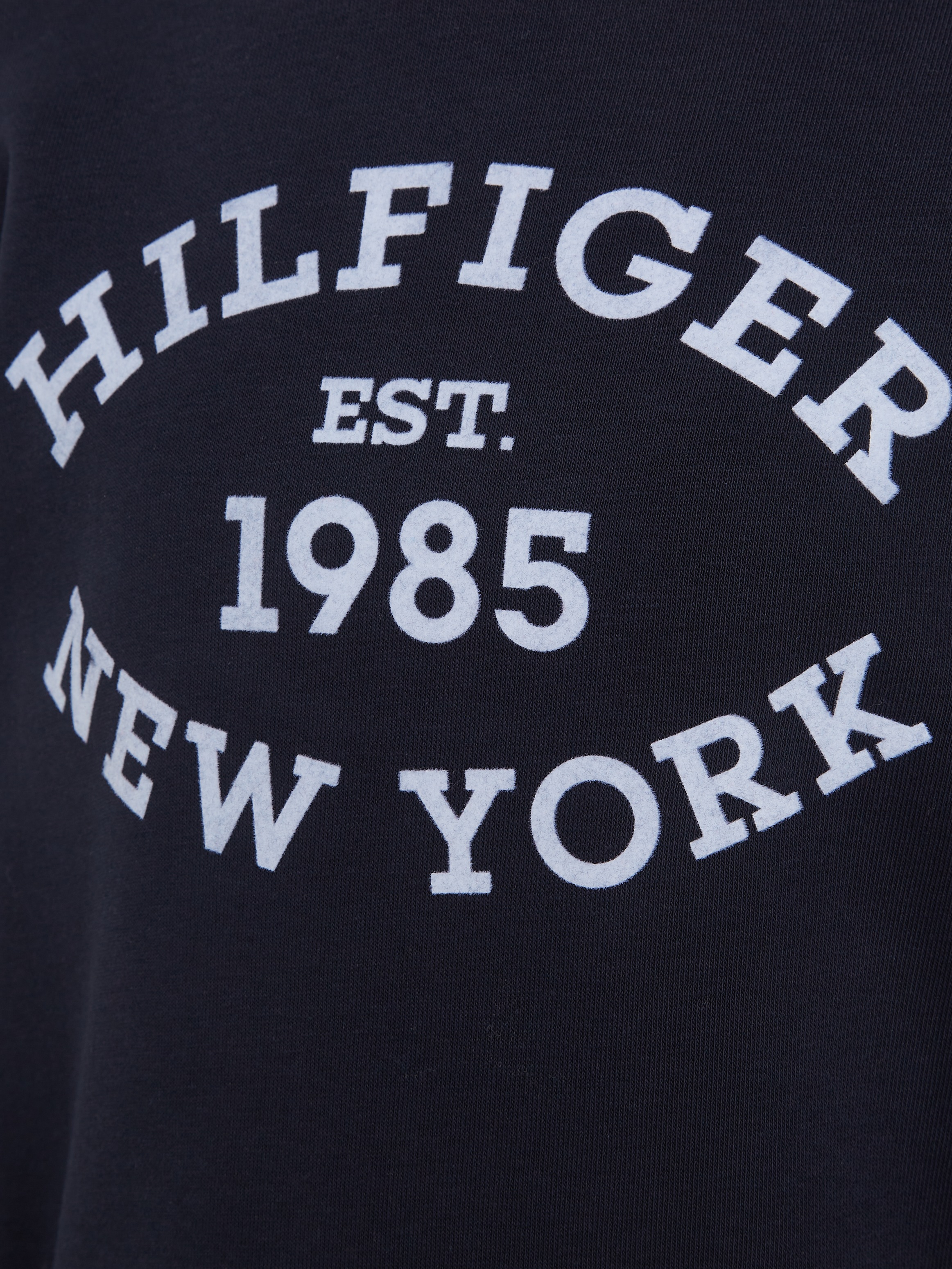 Tommy Hilfiger Sweatshirt »MONOTYPE FLOCK REG SWEATSHIRT«, Baby bis 2 Jahre; mit Frontprint; Rundhals, Langarm