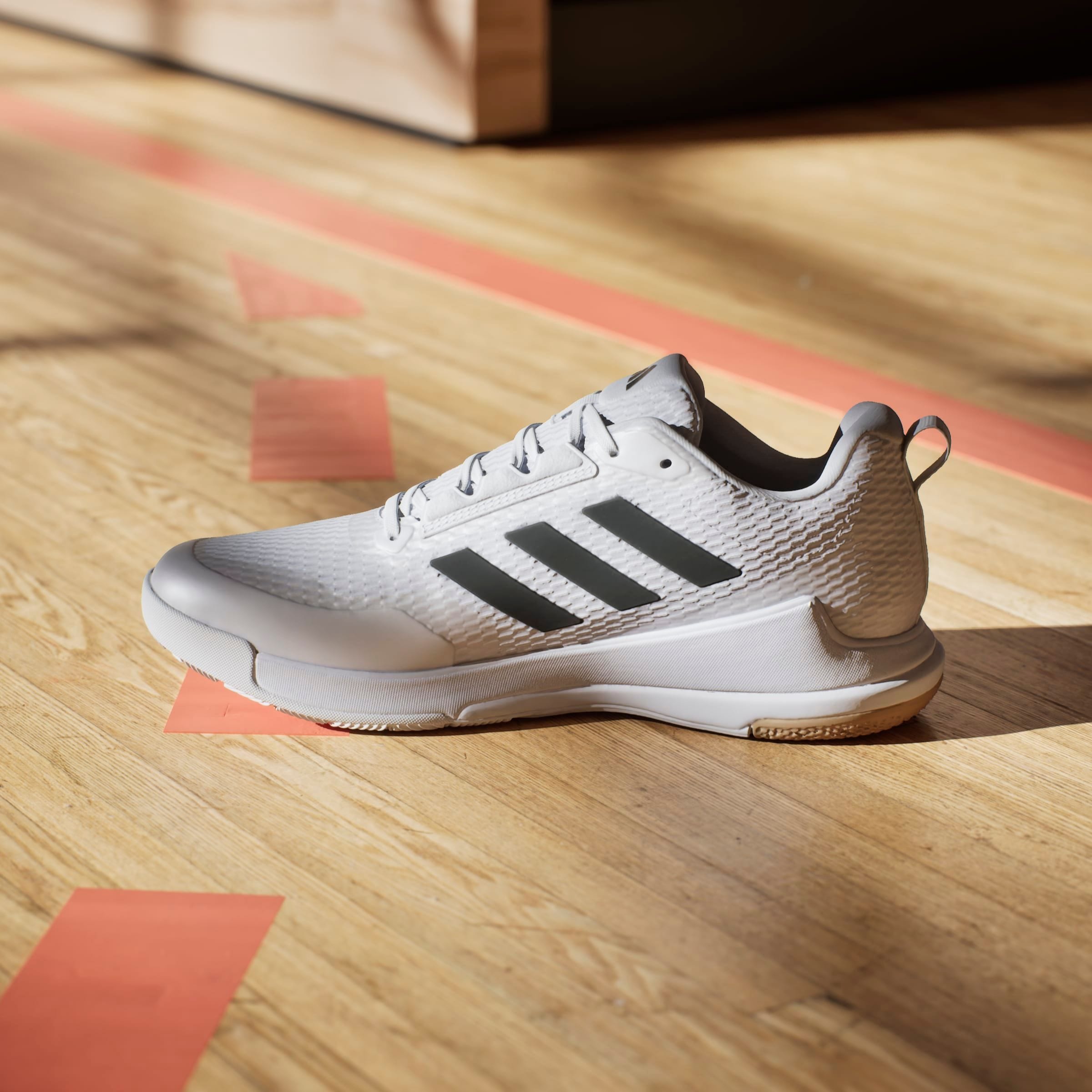 adidas Performance Hallenschuh »NOVAFLIGHT 2 INDOOR«, besonders geeignet für Handball und Volleyball