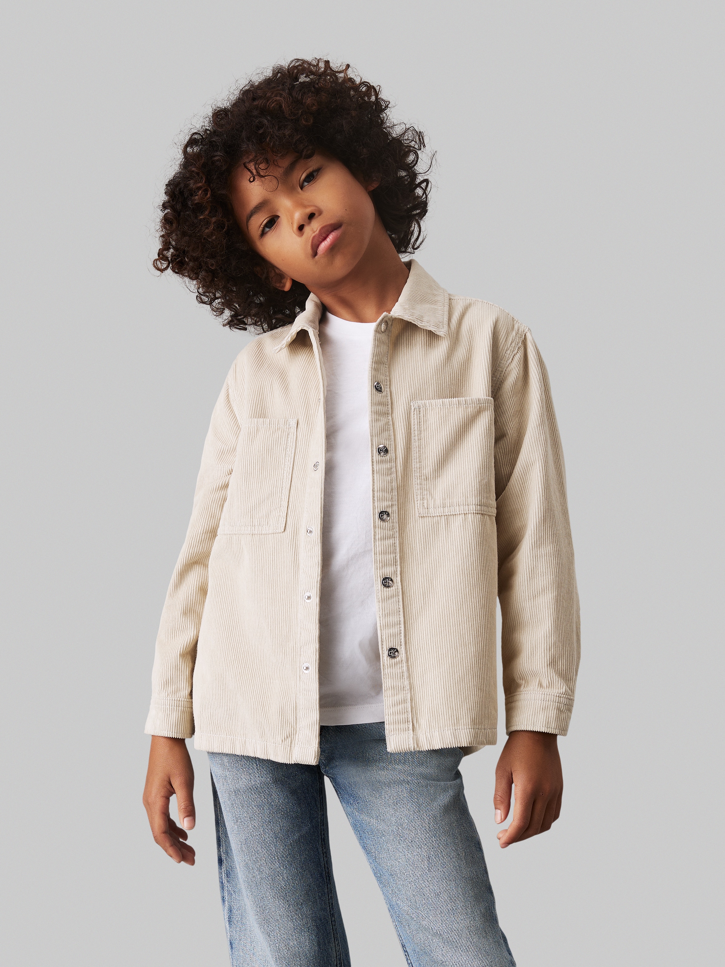 Calvin Klein Jeans Langarmhemd »Corduroy Straight Overshirt«, für Kinder bis 16 Jahre und mit Logopatch