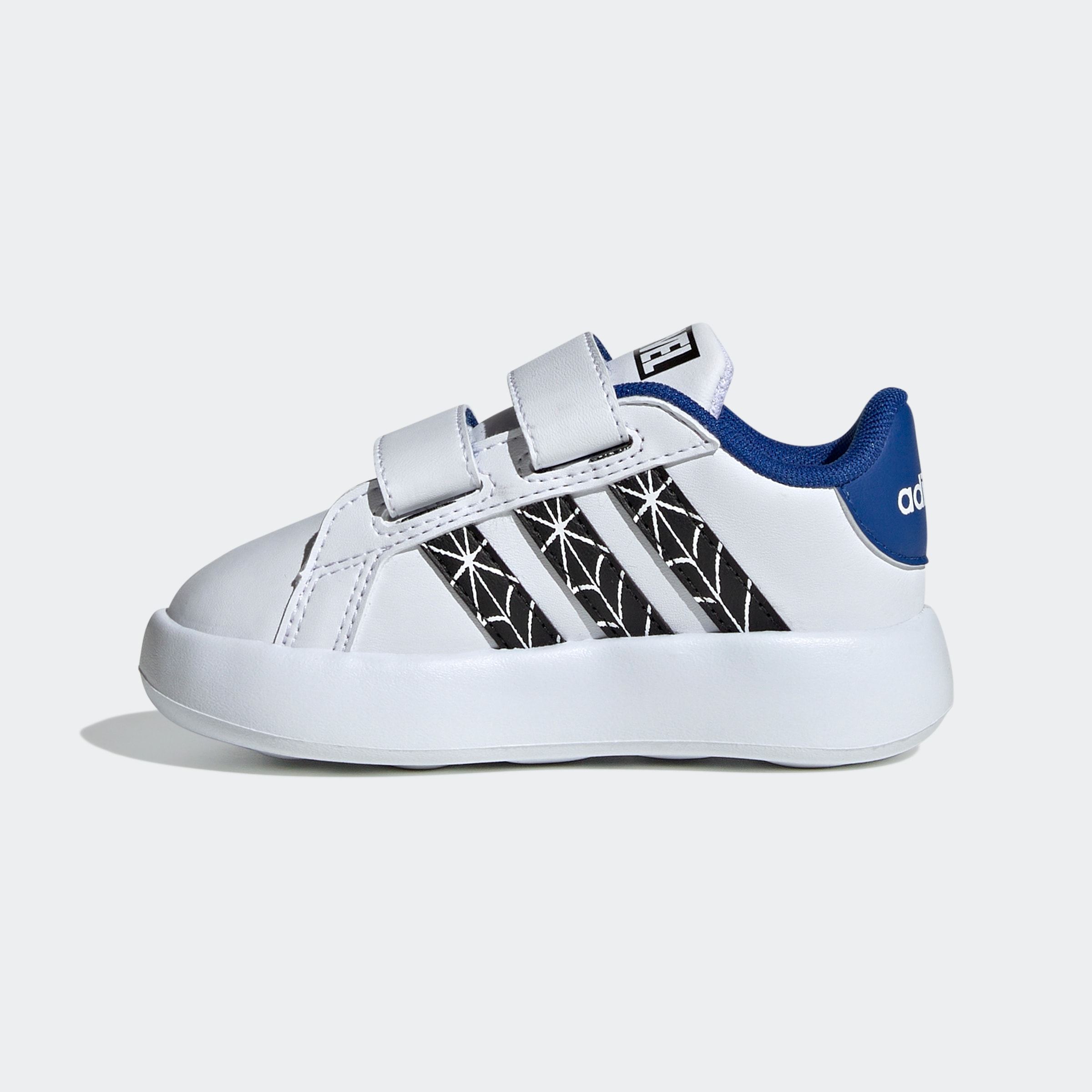 adidas Sportswear Klettschuh »ADIDAS MARVEL SPIDER-MAN KIDS GRAND COURT SCHUH«, Design auf den Spuren des adidas Superstar, für Kinder