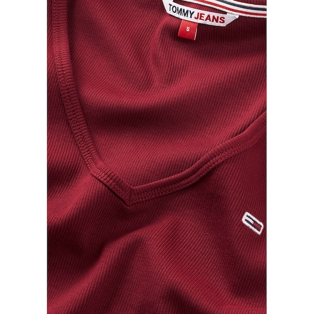 Tommy Jeans Langarmshirt »TJW BBY CRP ESSENTIAL RIB V LS«, mit gesticktem  Tommy Jeans Logo-Flag online bestellen bei Jelmoli-Versand Schweiz